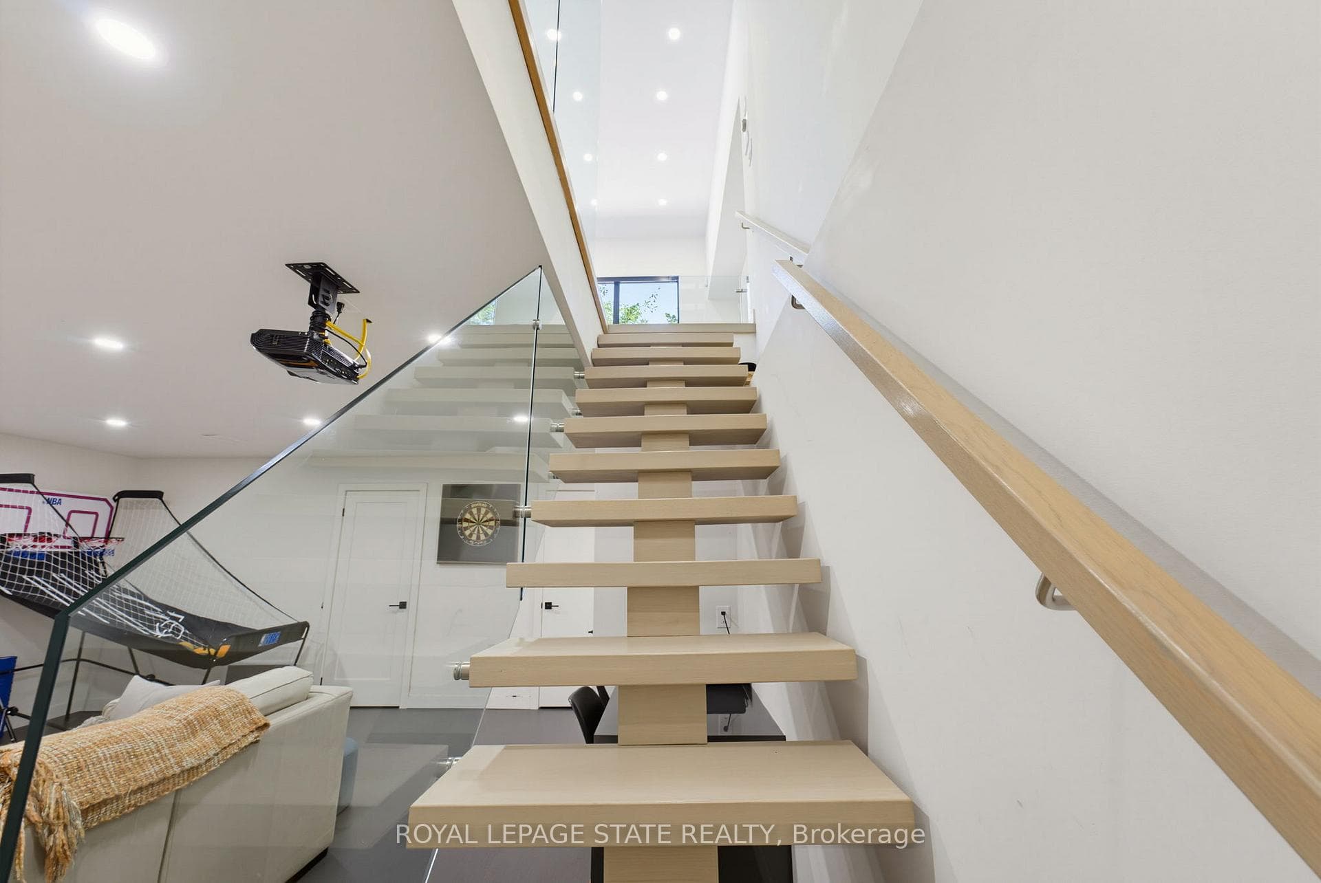 282 Robina Road photo 35