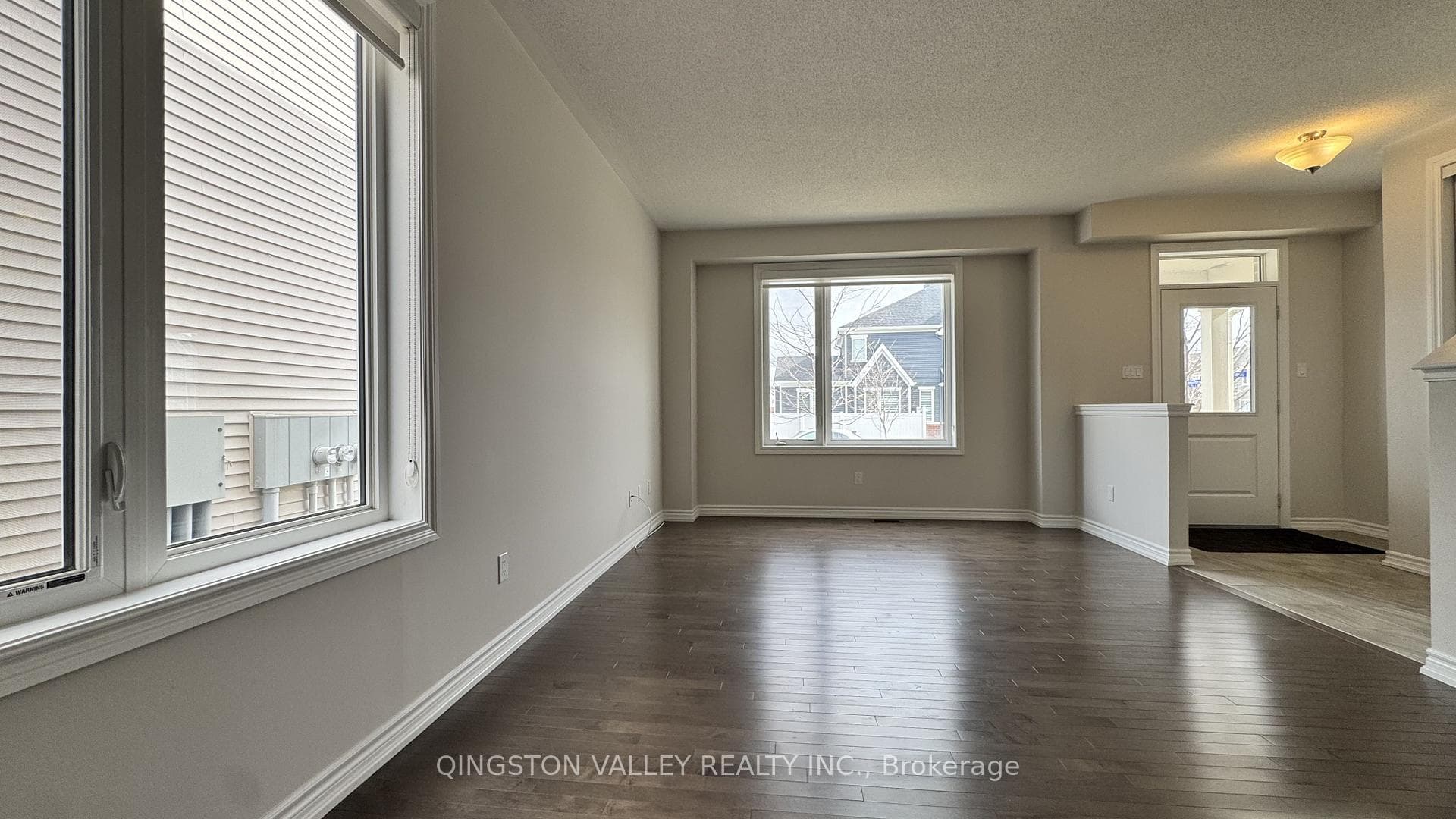 820 HORSESHOE FALLS Way photo 4