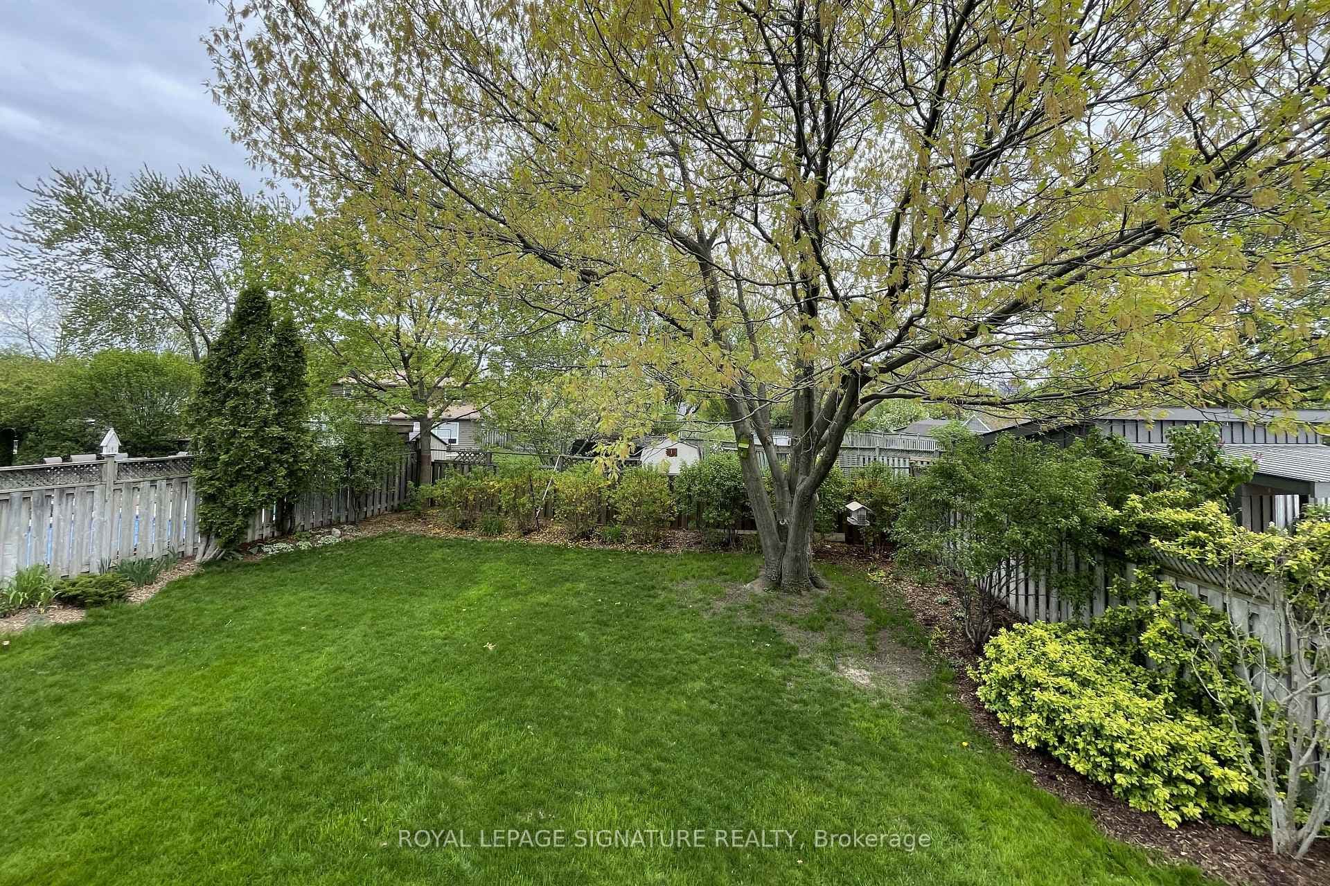 780 Woodward Avenue photo 32