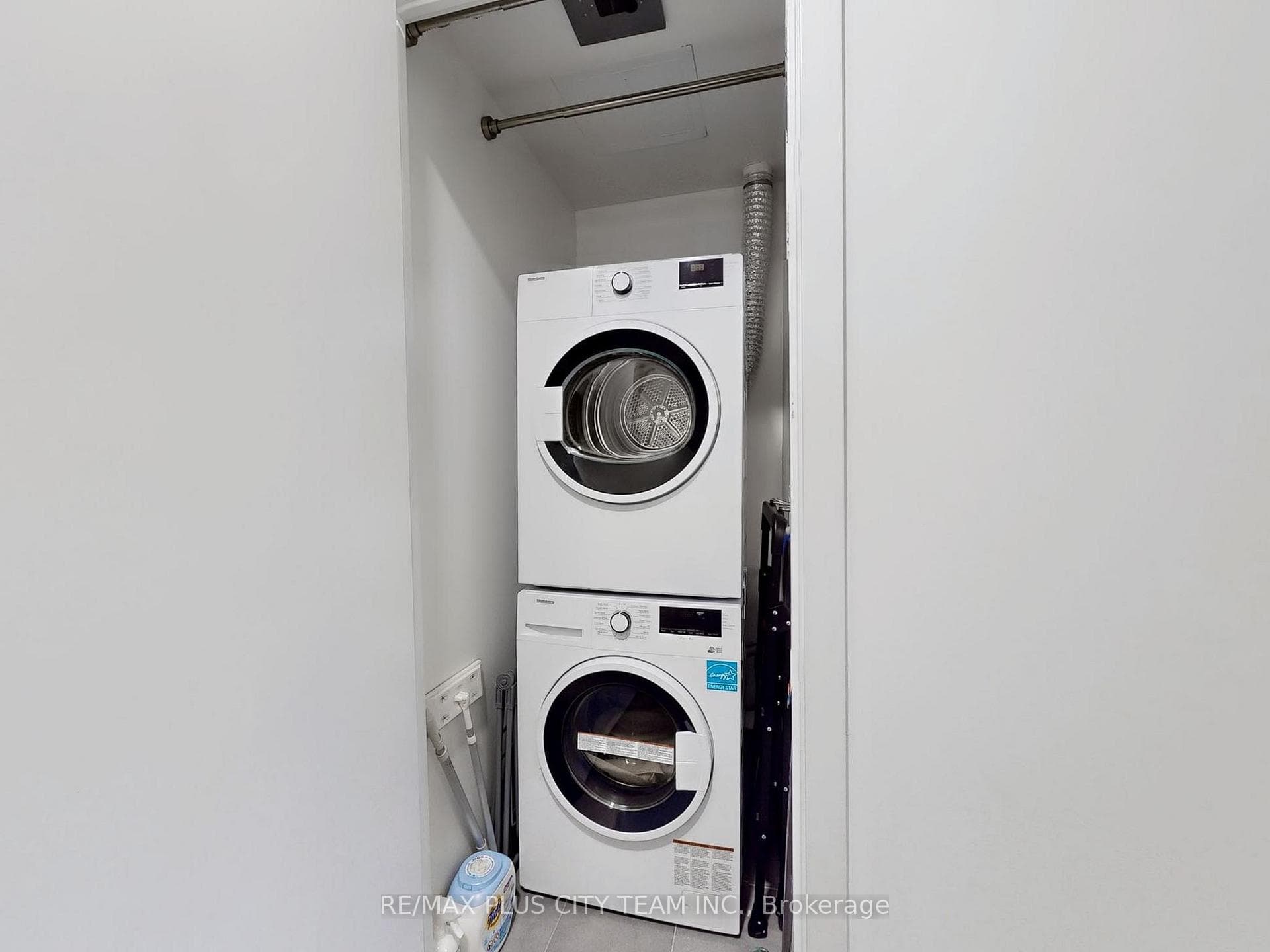 2020 Bathurst Street Unit 805 photo 14