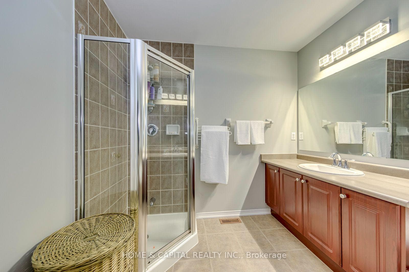 1489 HERITAGE Way Unit 6 photo 25
