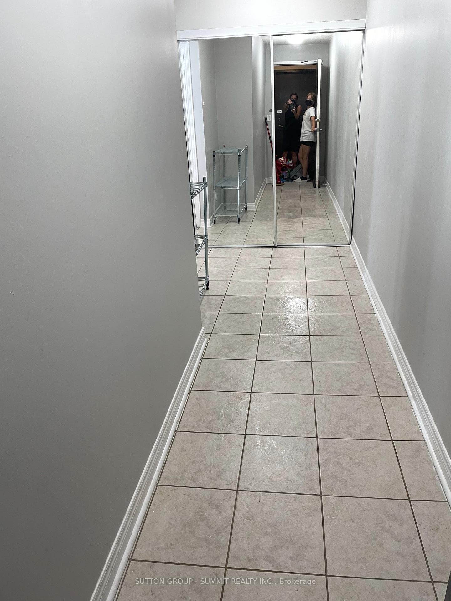225 Wellesley Street Unit 805 photo 4
