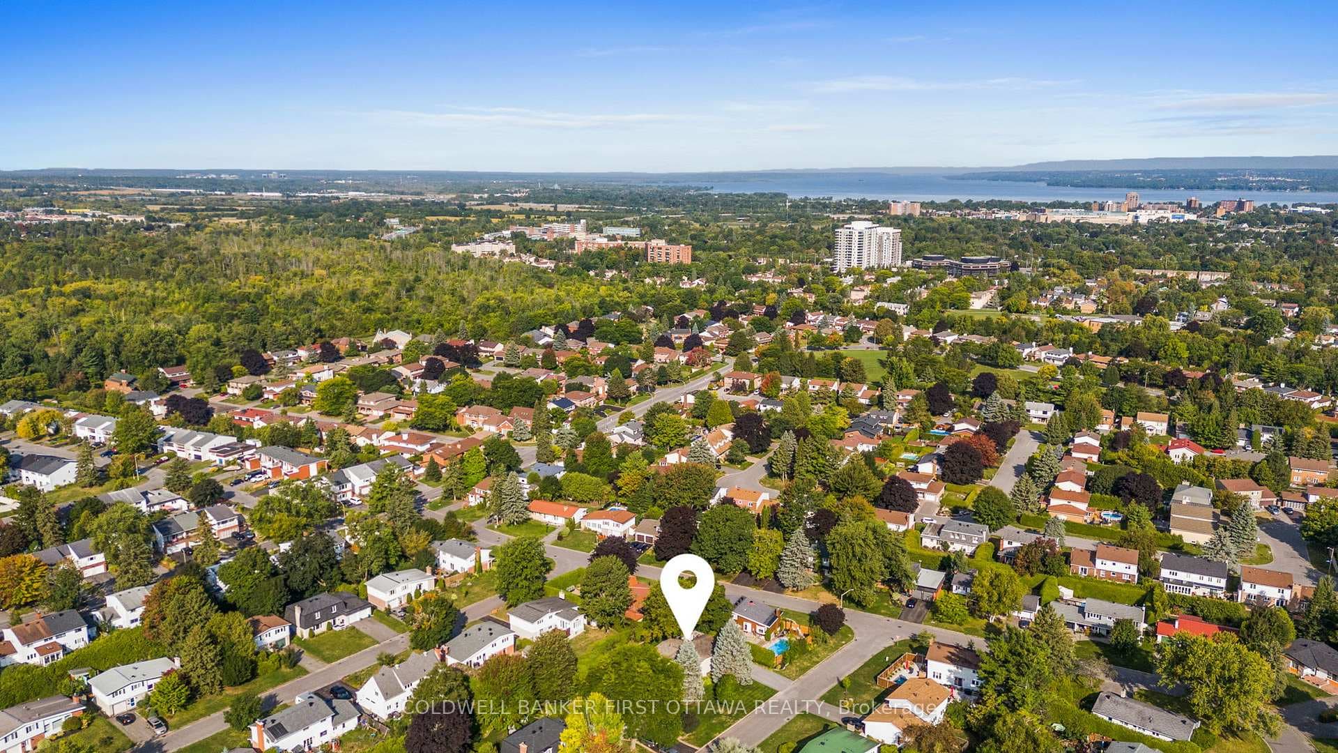 Nearby to Parks & Trend Arlington Tennis Club!