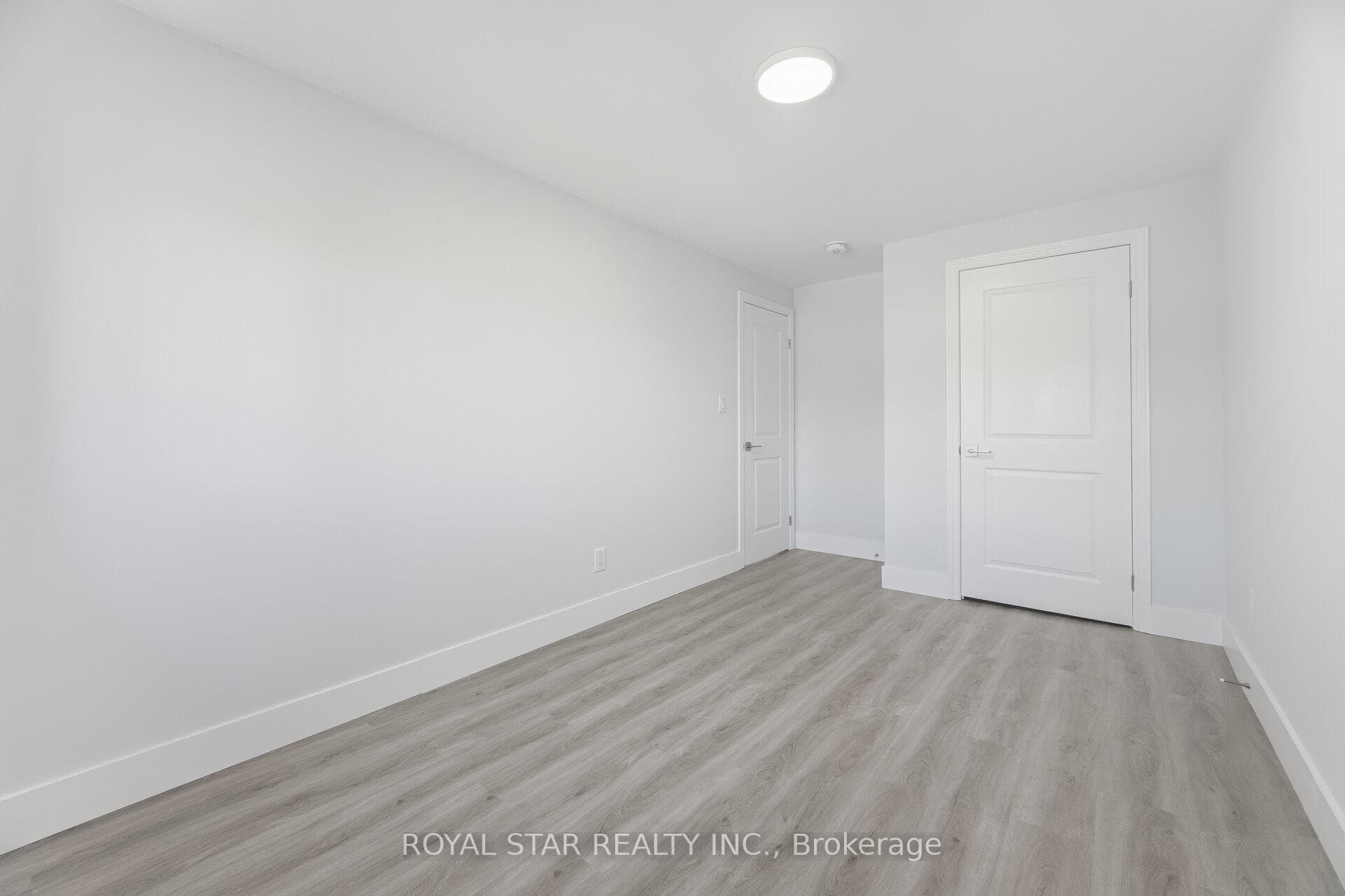 11 Plaisance Road Unit 3 photo 28