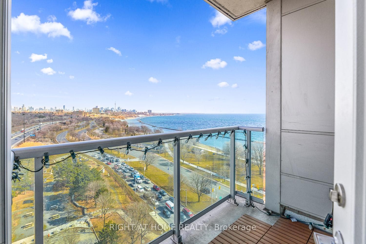1900 Lake Shore Boulevard Unit 1409 photo 3