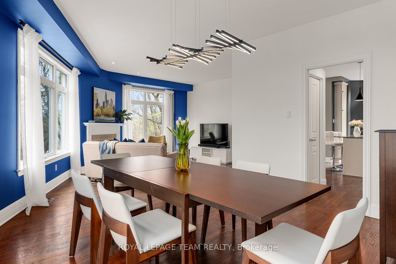 520 Queen Elizabeth Drive Unit 27 photo 5