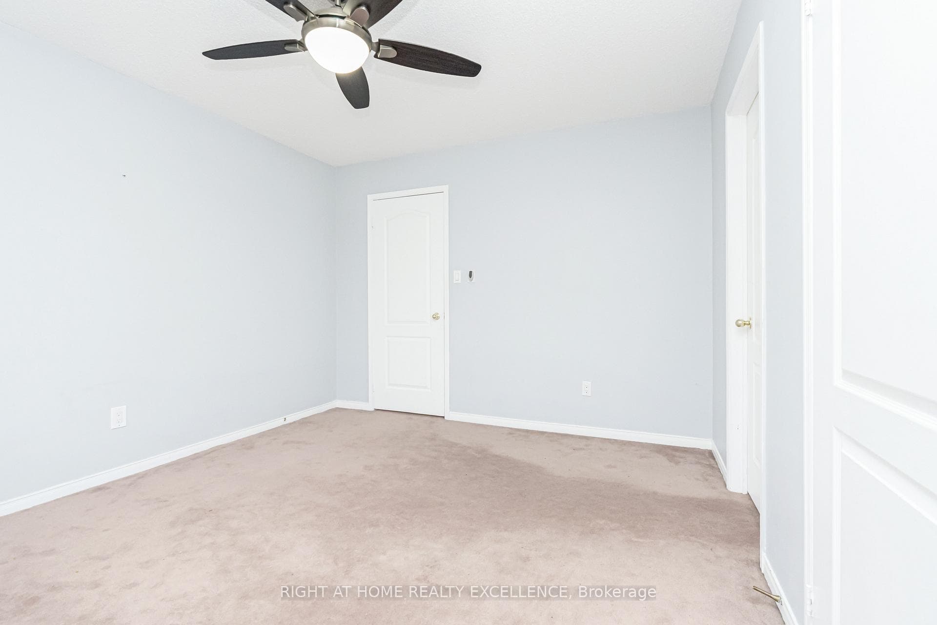 106 Royal Valley Drive photo 30
