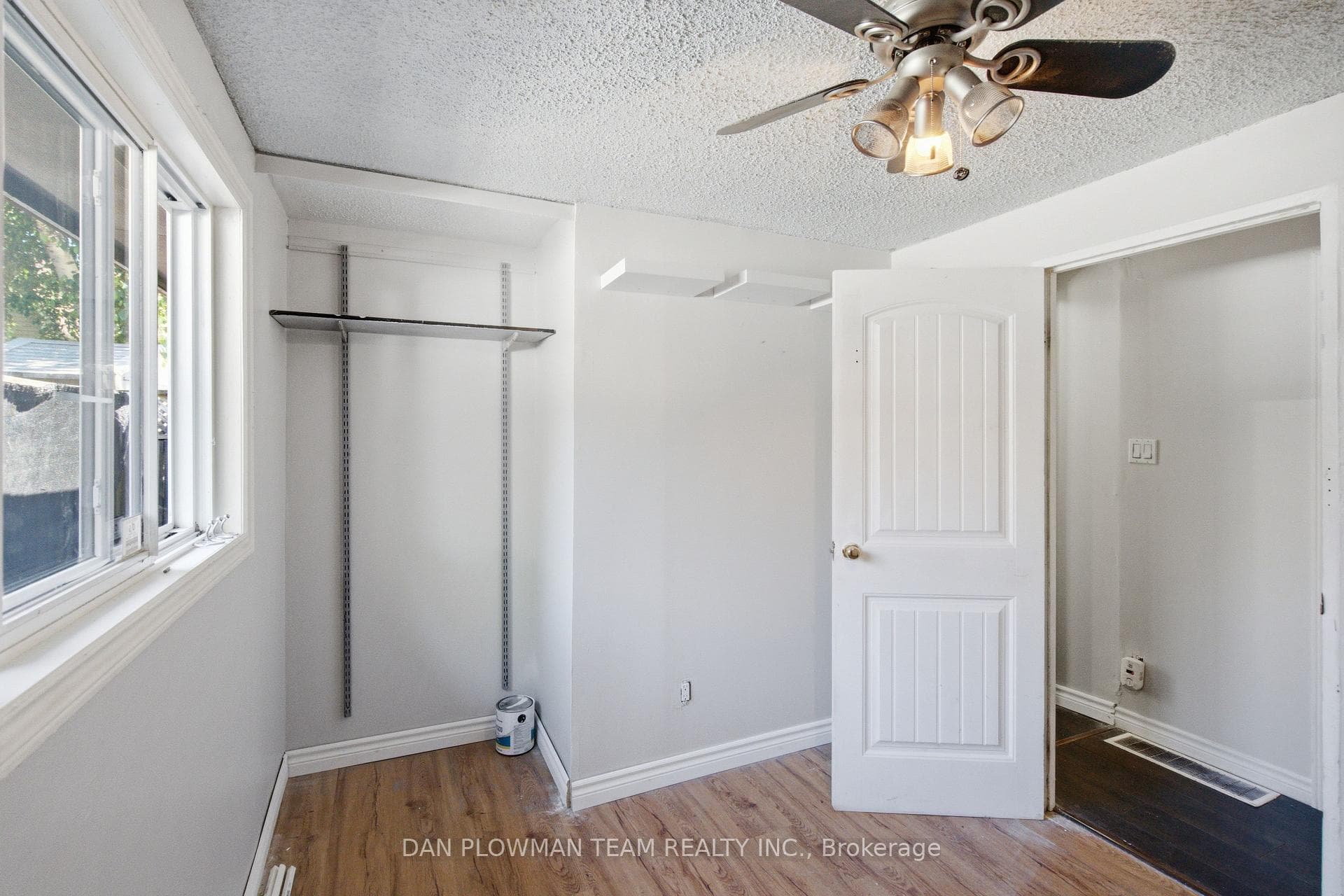 1185 Norman Court photo 8