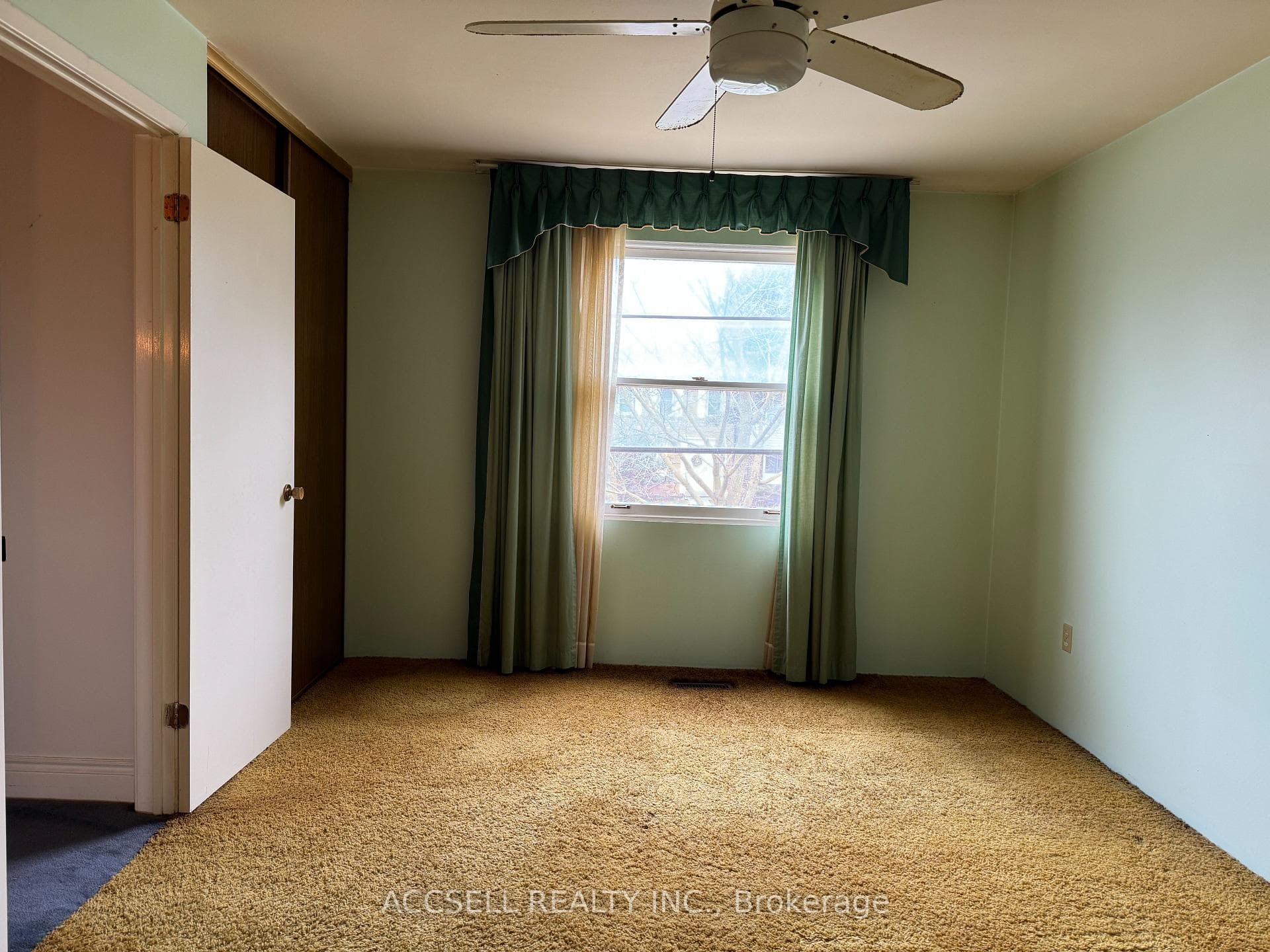 137 Palmdale Drive Unit 50 photo 11