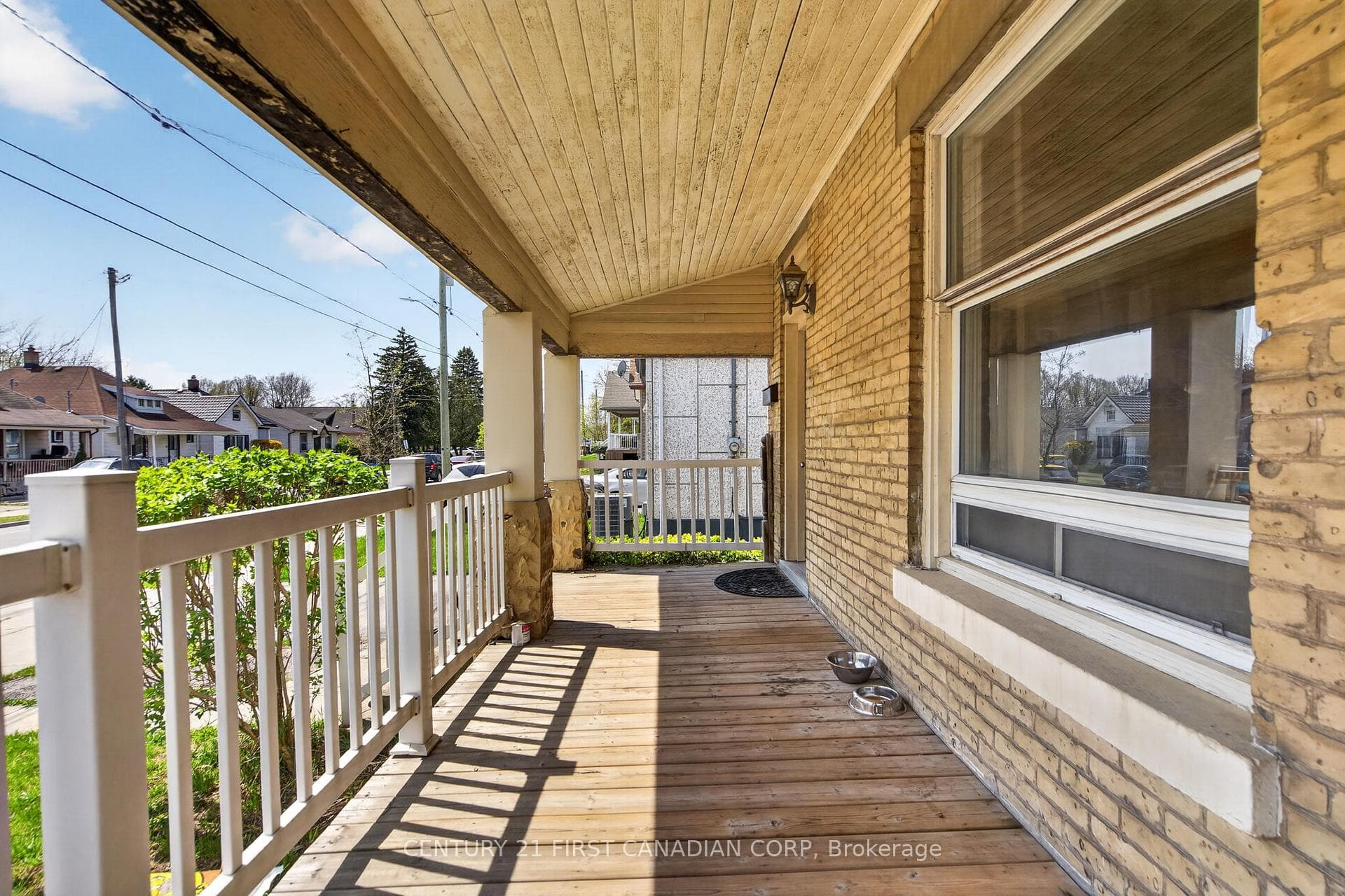 1080 Trafalgar Street photo 4