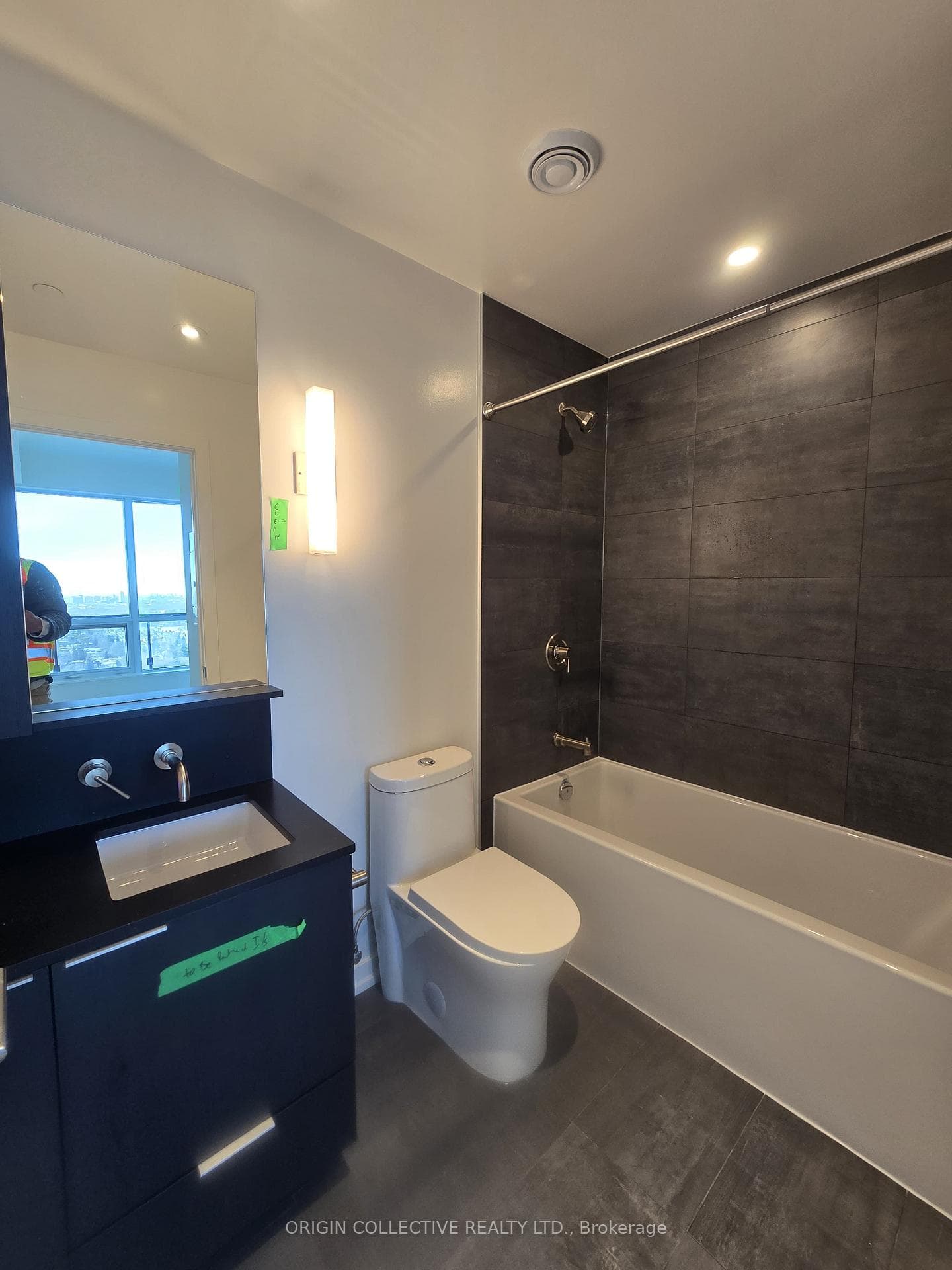 110 Broadway Avenue Unit 2310 photo 8