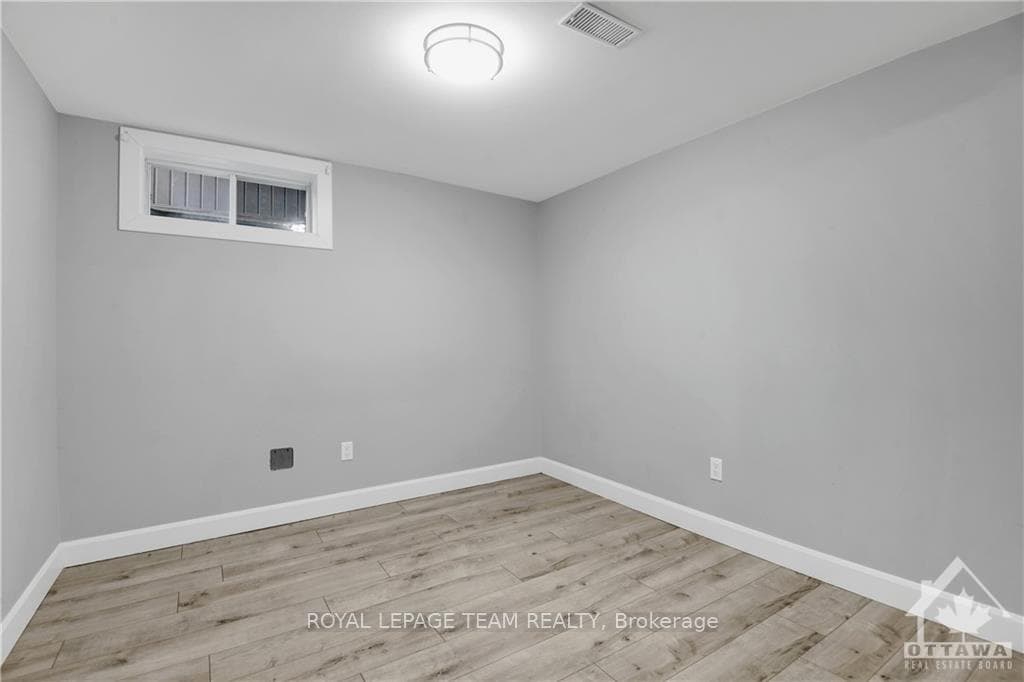 49 PRITCHARD Drive photo 23