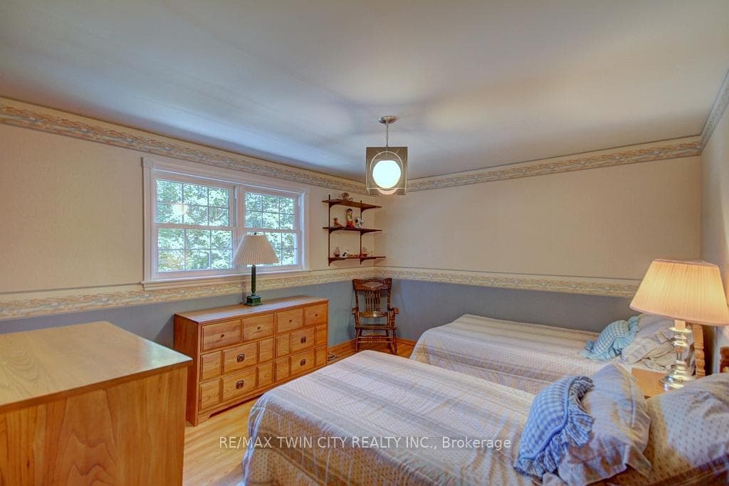 172 Forest Glen Crescent photo 33