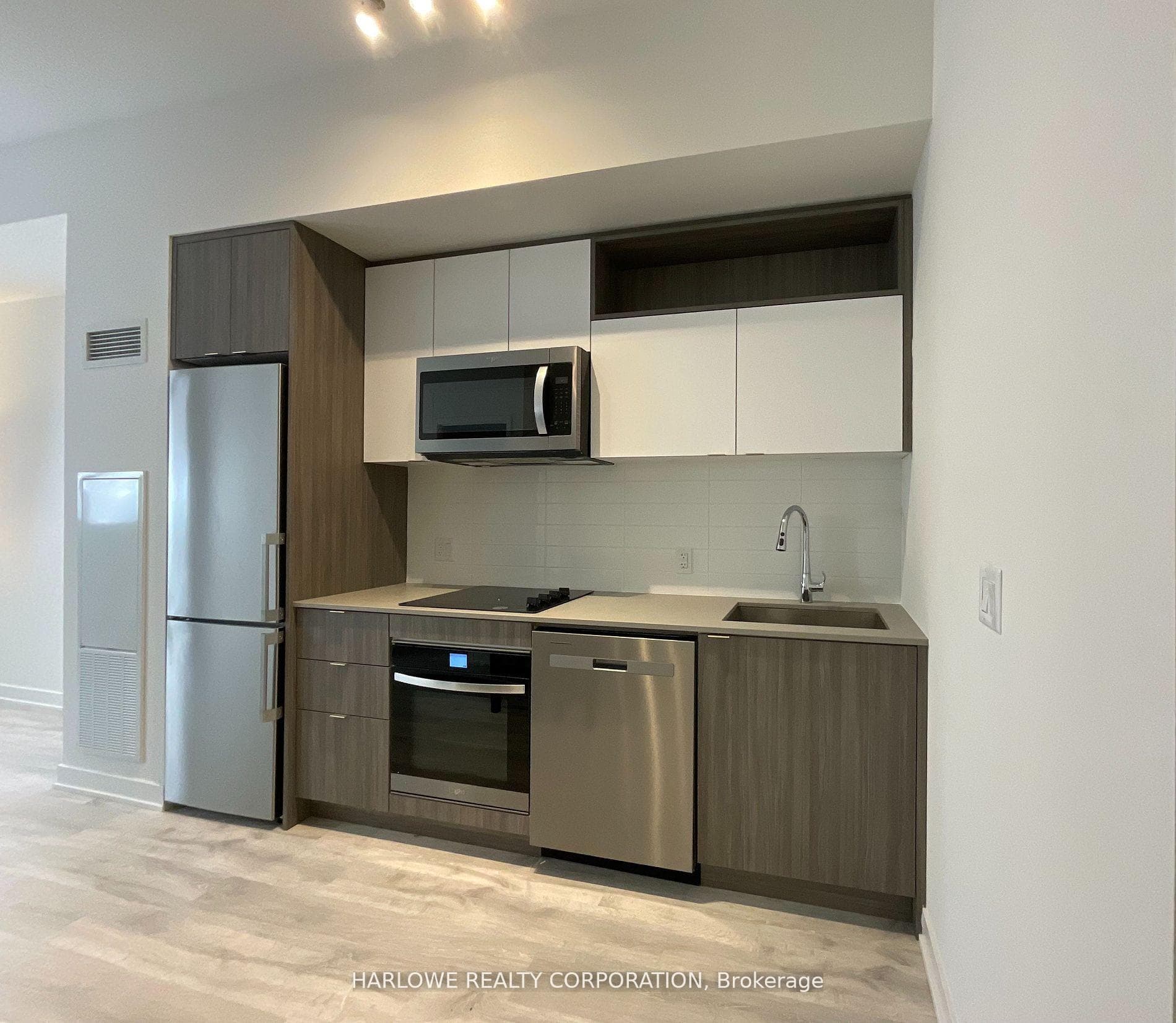70 Princess Street Unit 1703 E photo 6