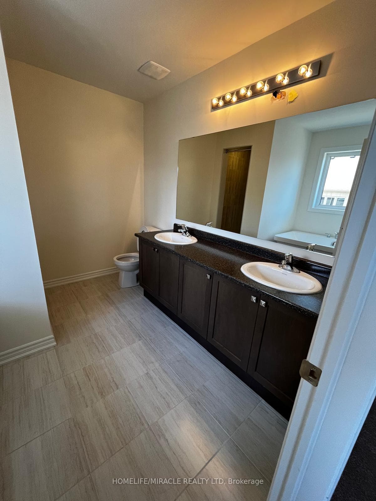 1105 Marathon Avenue photo 15