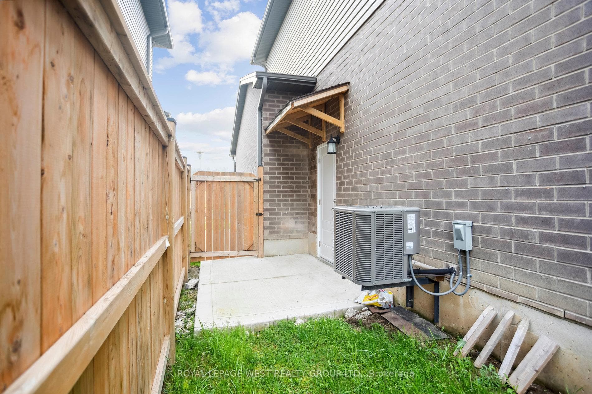1415 Lawson Road photo 38