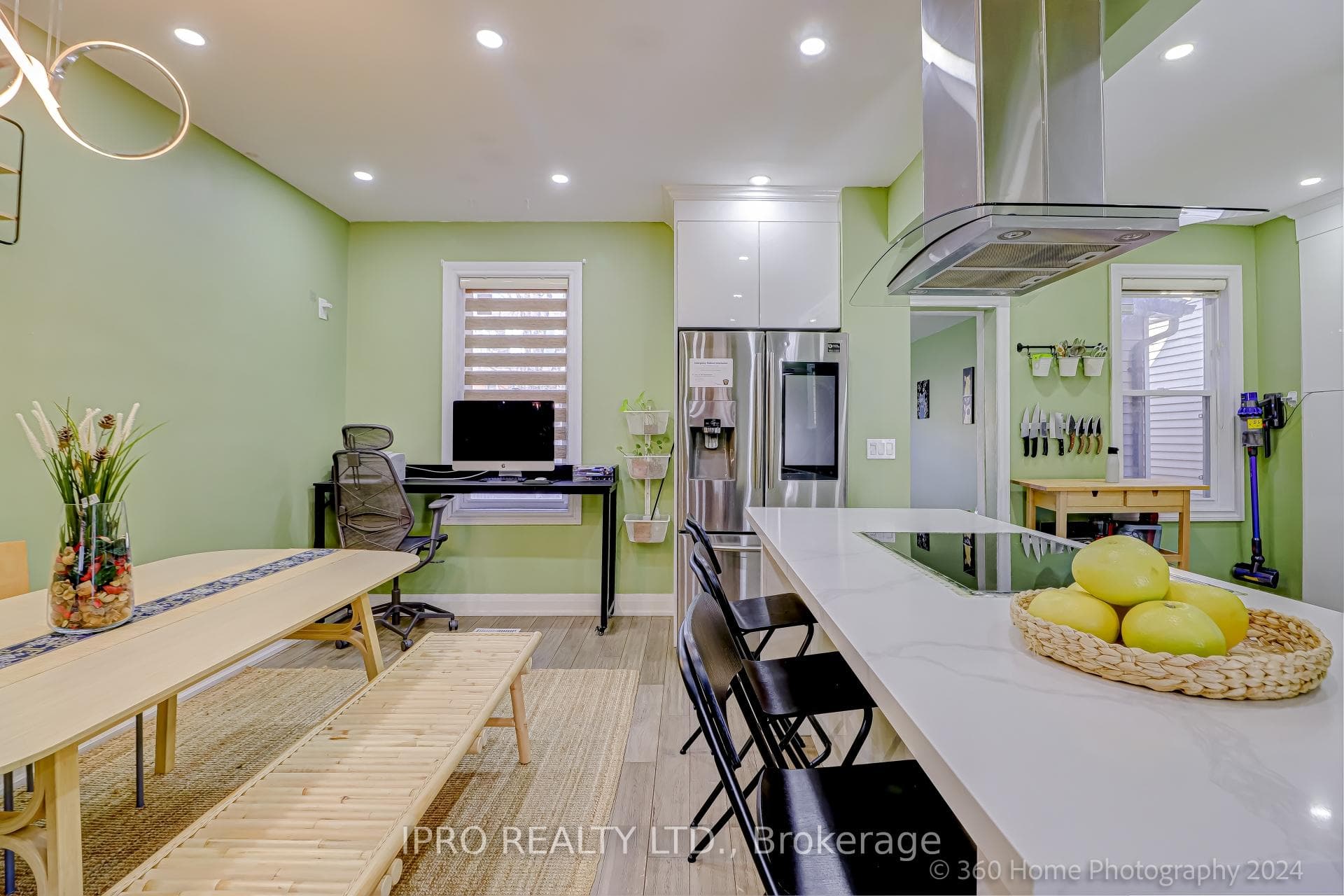 64 Vernon Street photo 6