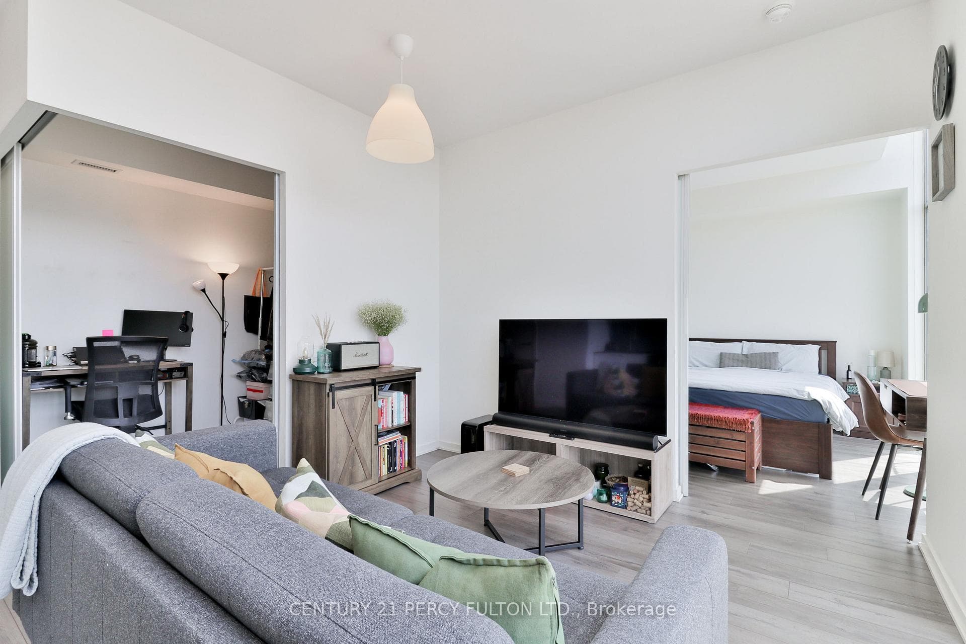 105 The Queensway Avenue Unit PH3505 photo 8