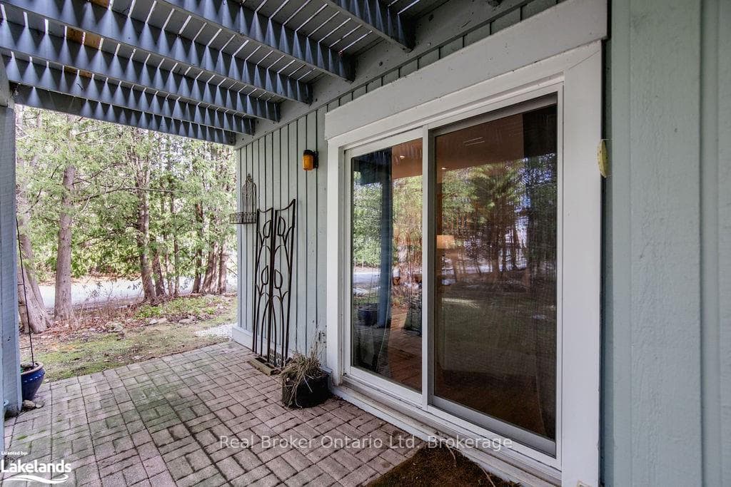127 FAIRWAY Crescent Unit 31 photo 42