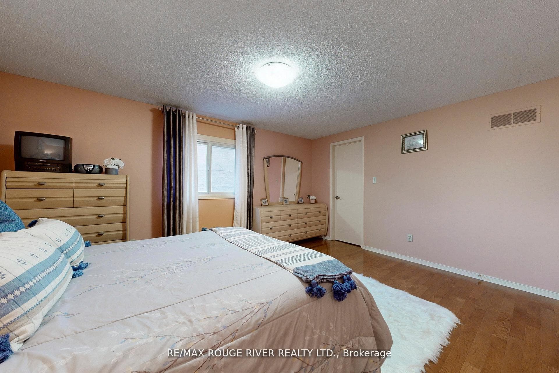 45 Rotherglen Road photo 26