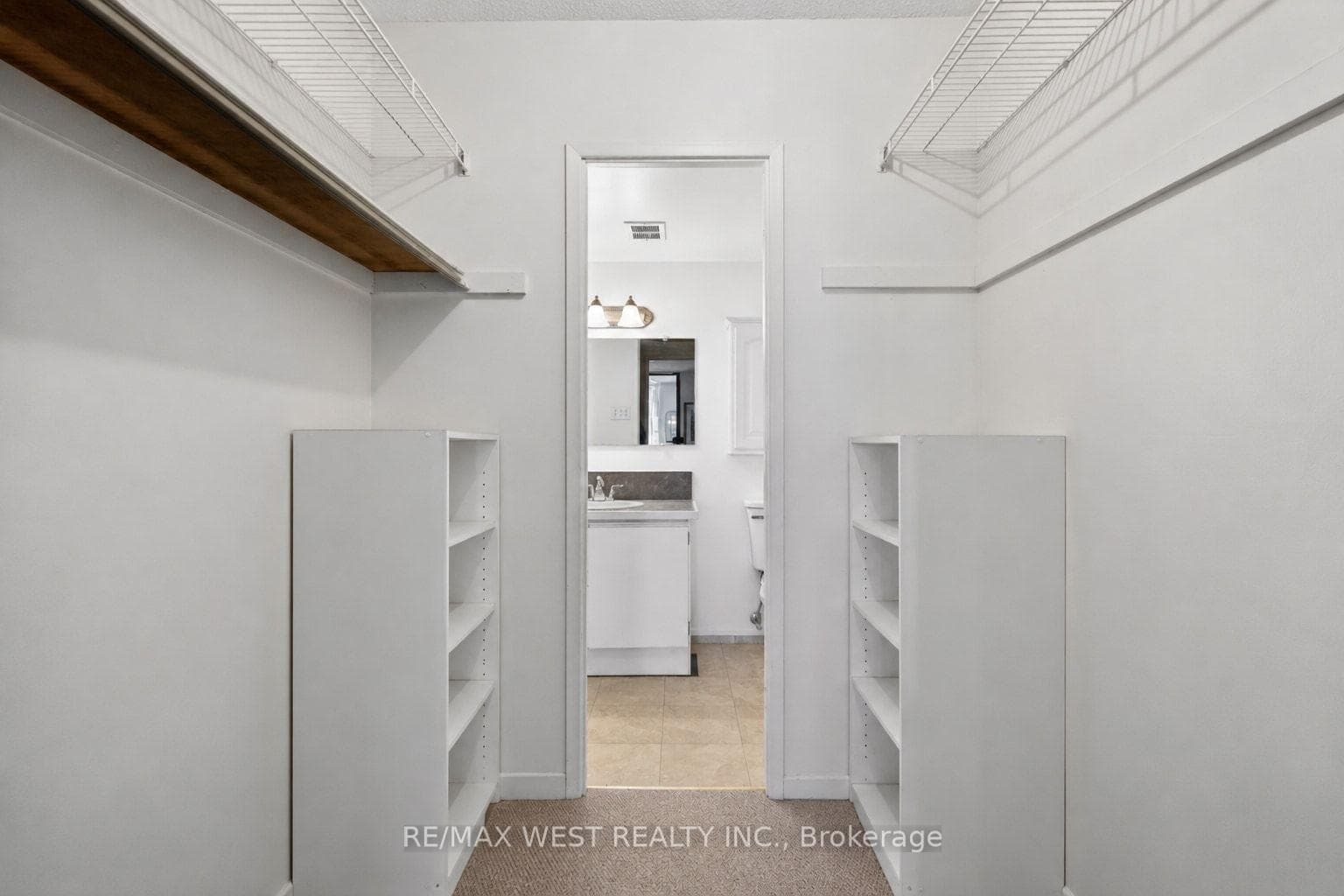 75 Emmett Avenue Unit 1801 photo 23