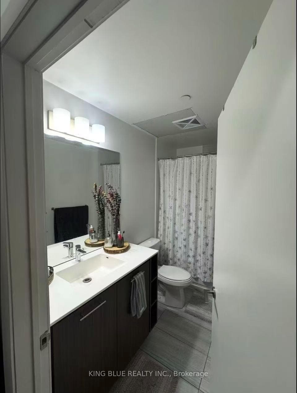 435 Richmond Street Unit 402 photo 7