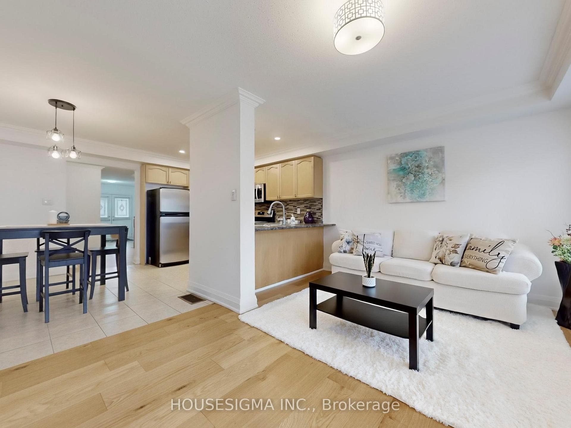 226 Canada Drive photo 4