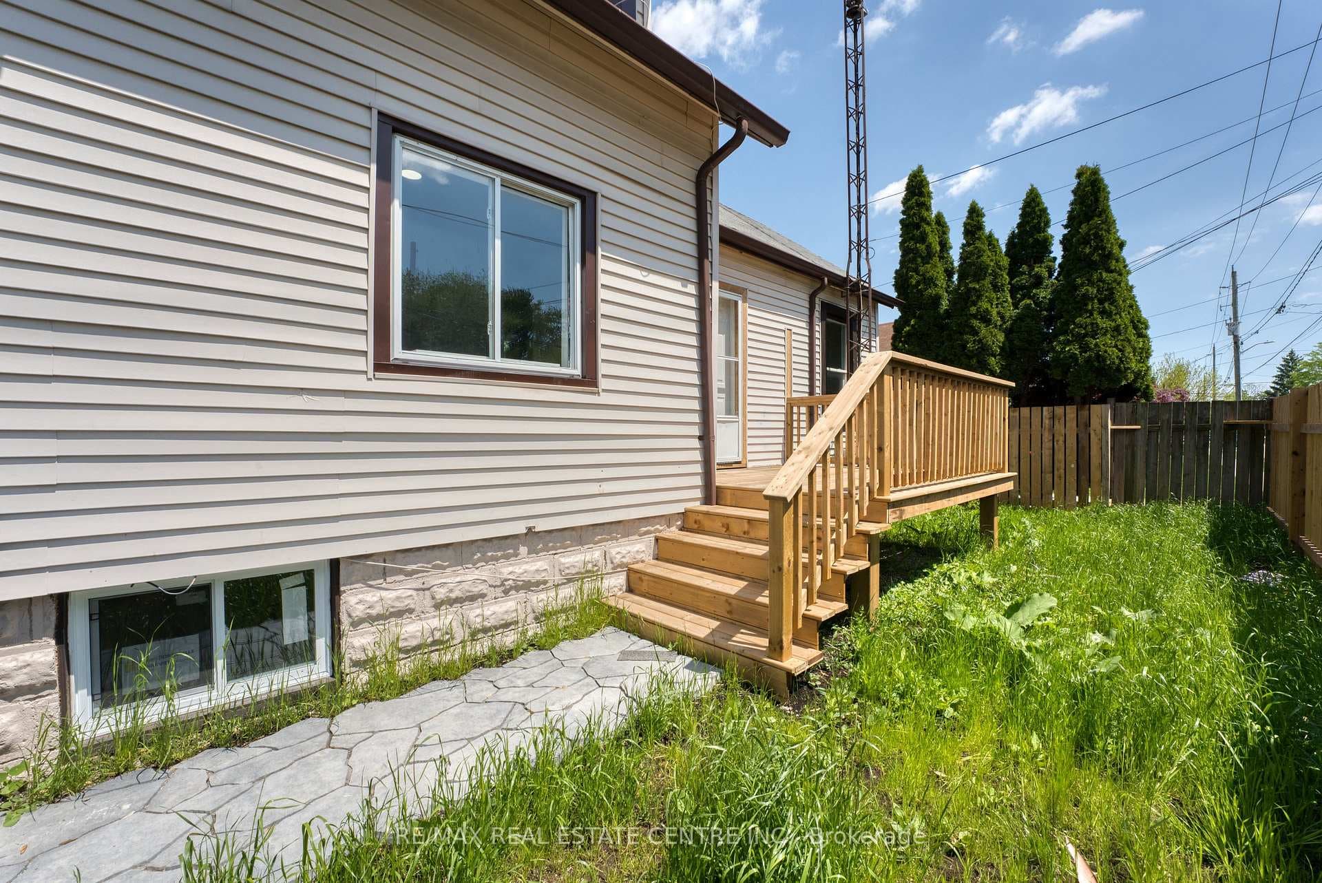 88 Lorne Avenue photo 30