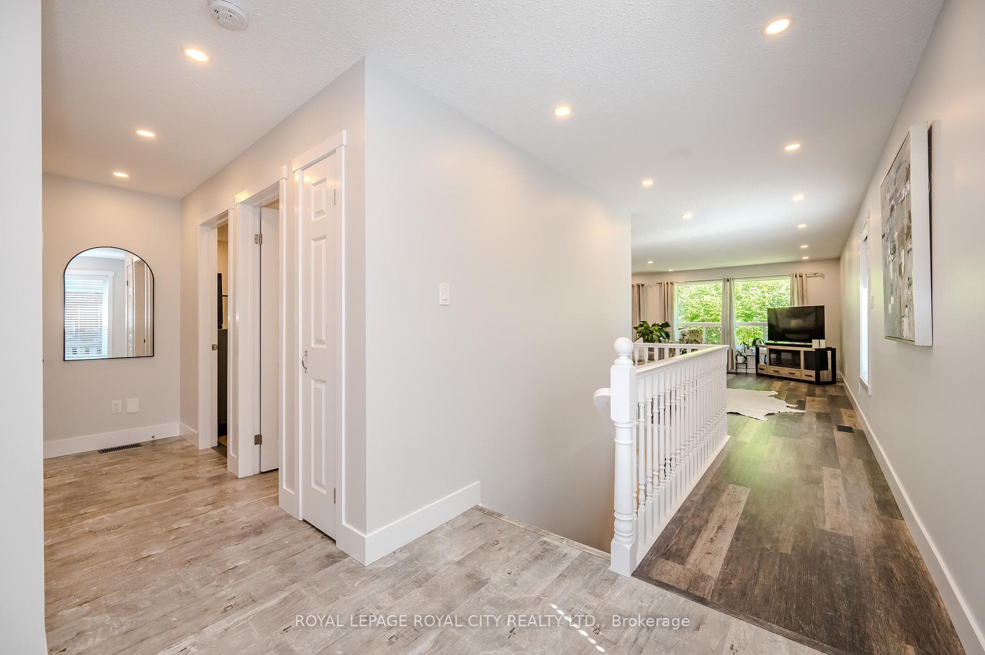 19 Whittaker Court photo 6