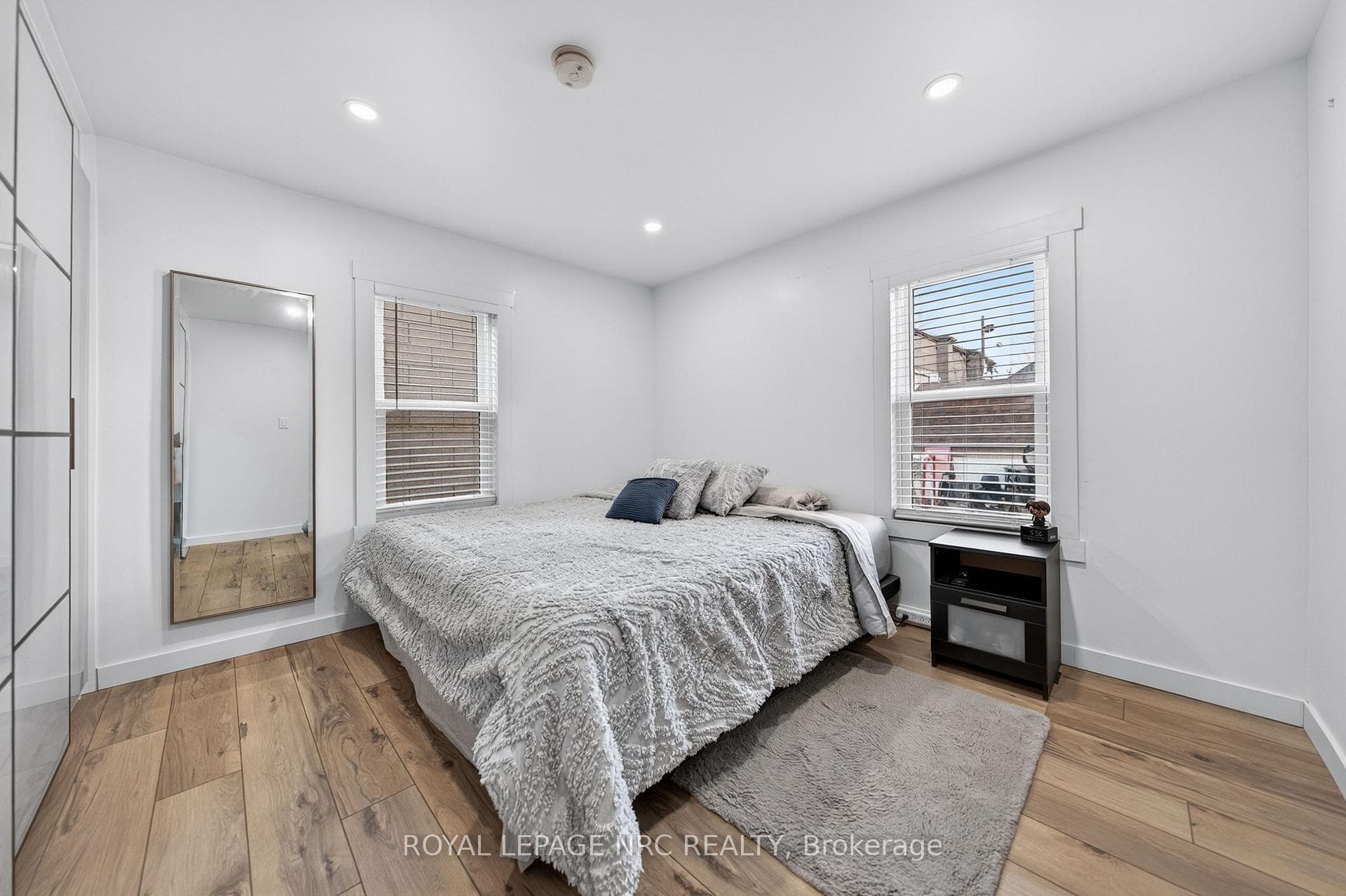 56 Decew Street photo 18