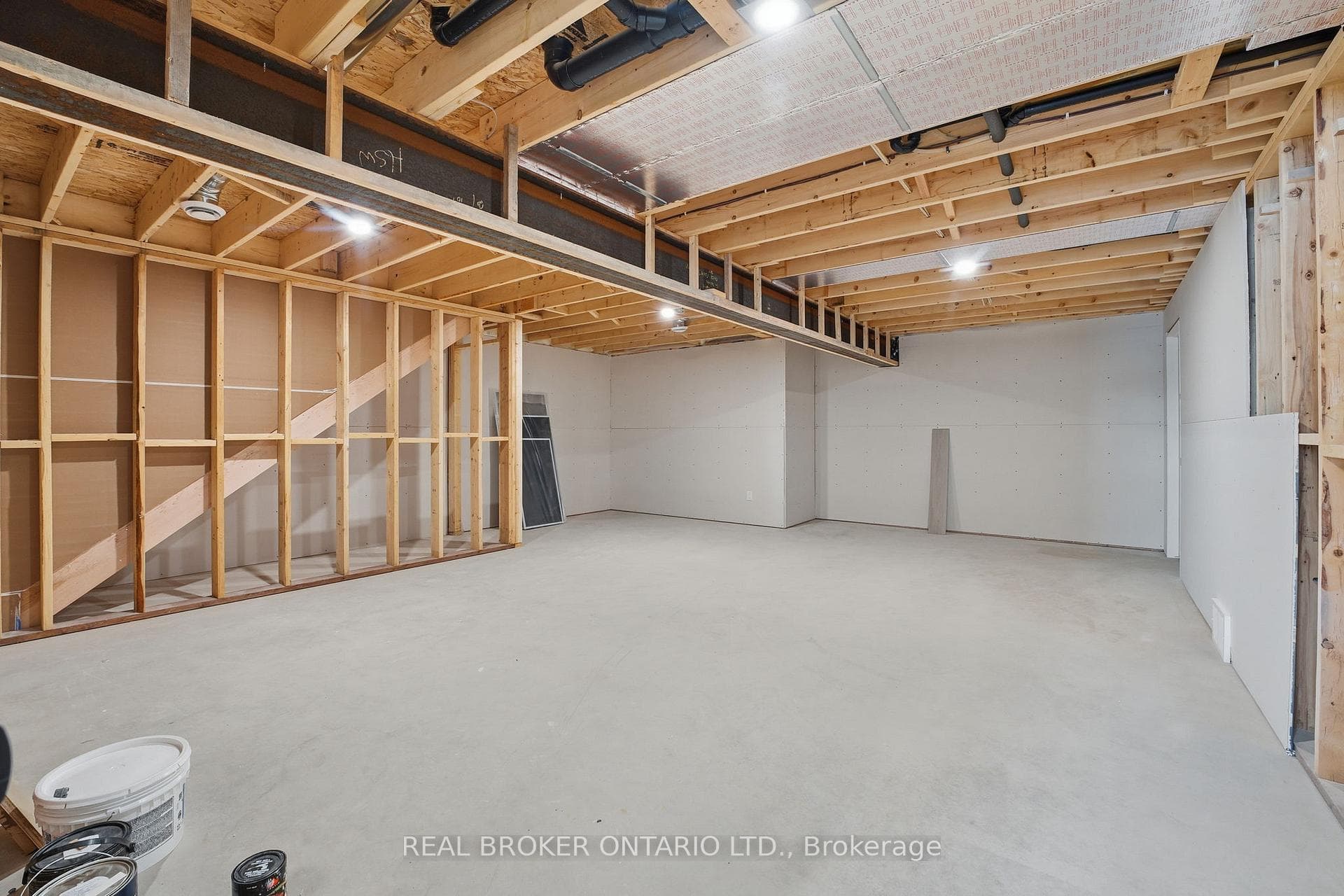 130 La Salette Road photo 27