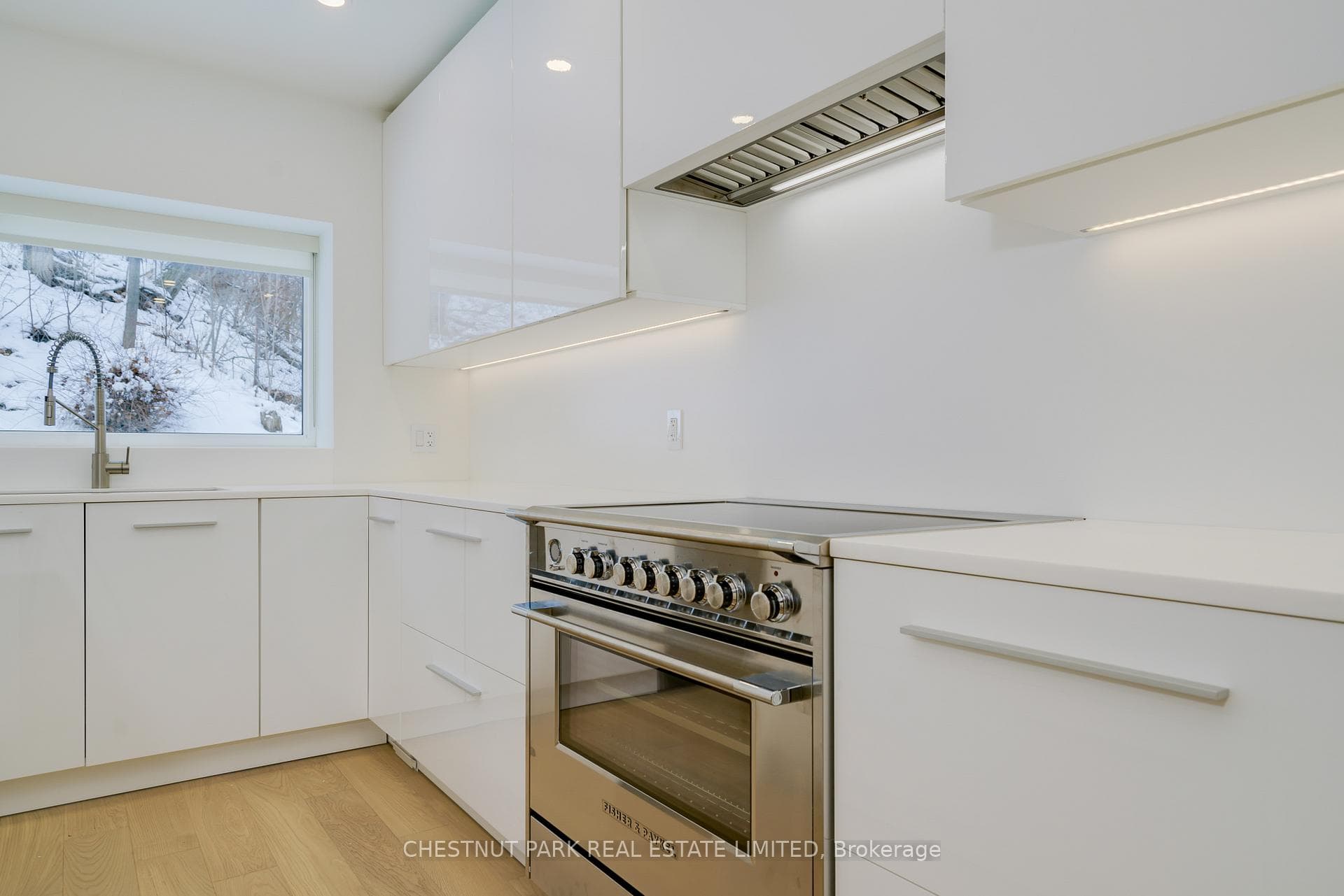 116 Boulton Drive photo 9