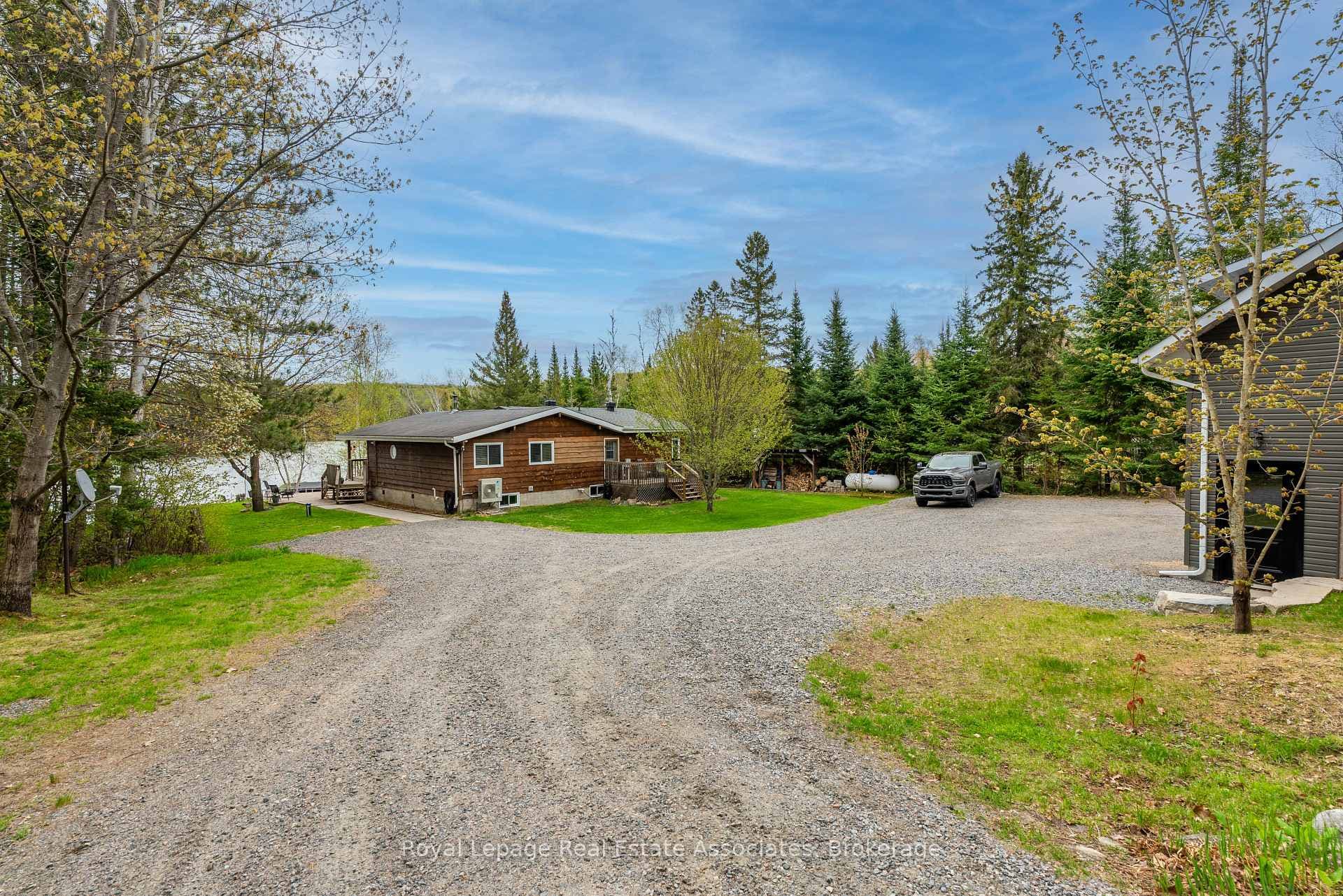 196 Circle Road photo 45