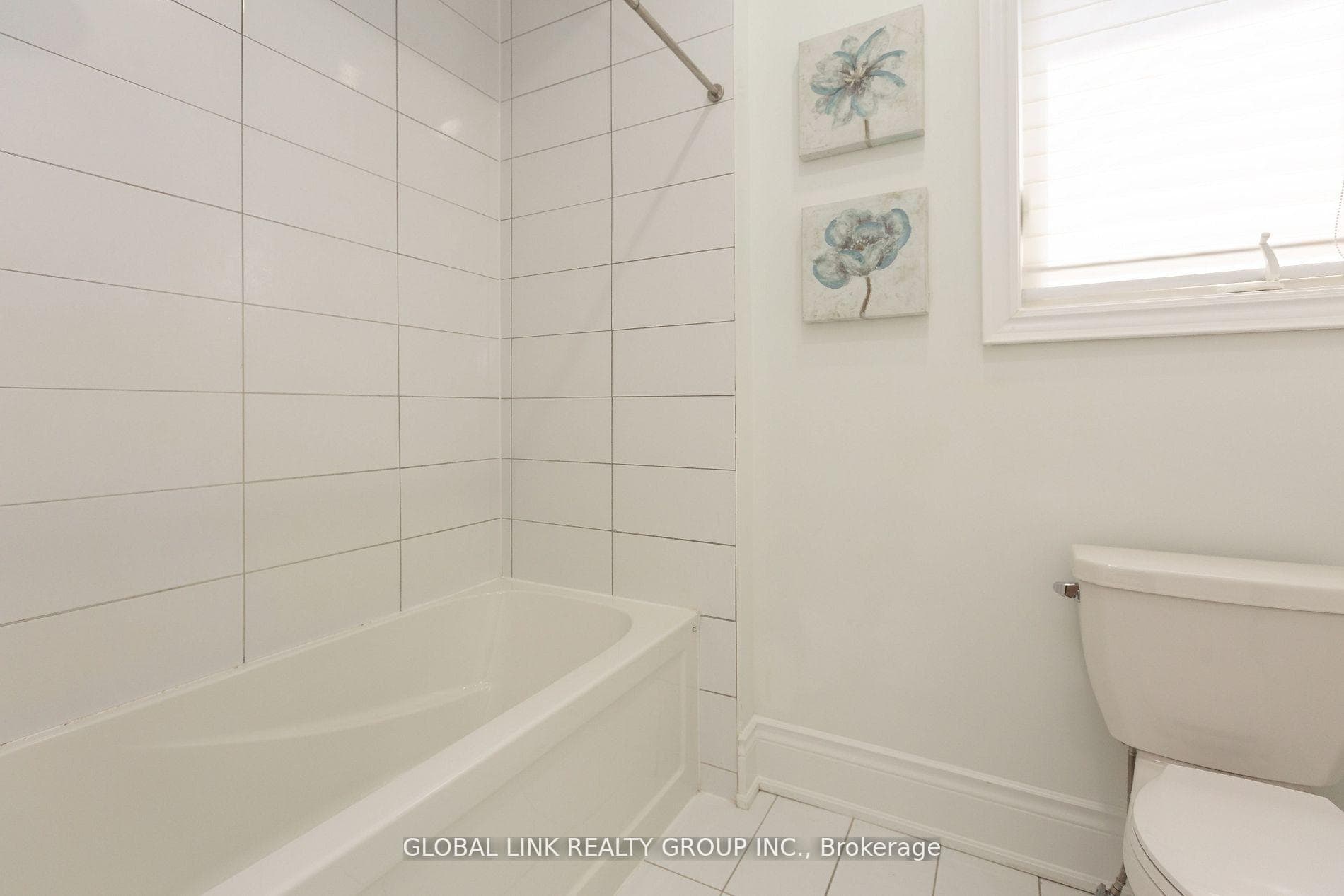 44 Golden Hawk Drive photo 29