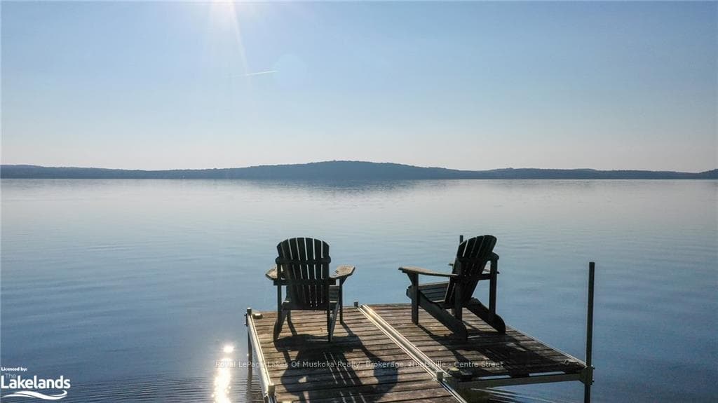 7 LAKE BERNARD Drive photo 28