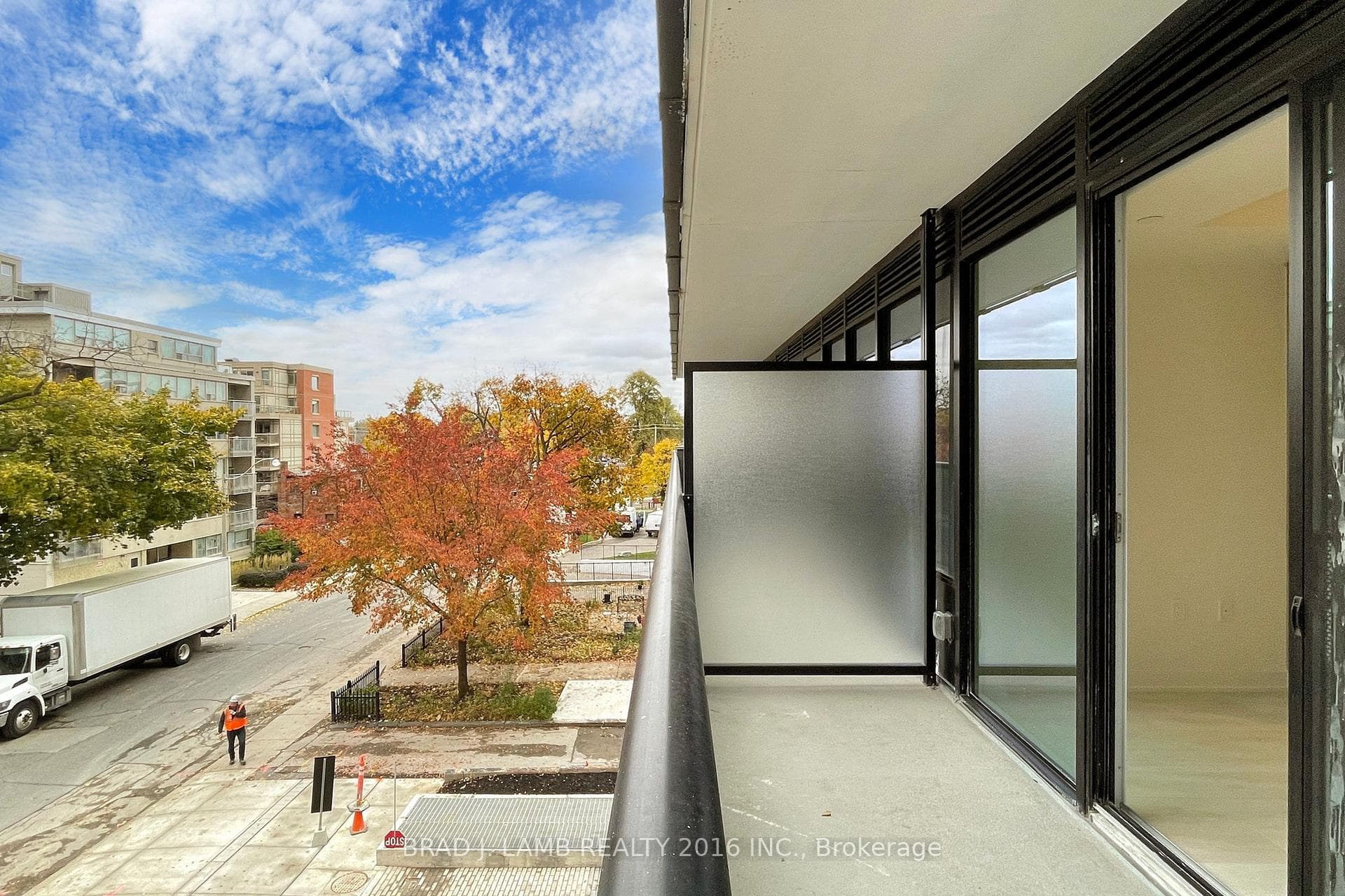 117 Broadway Avenue Unit 312 photo 8