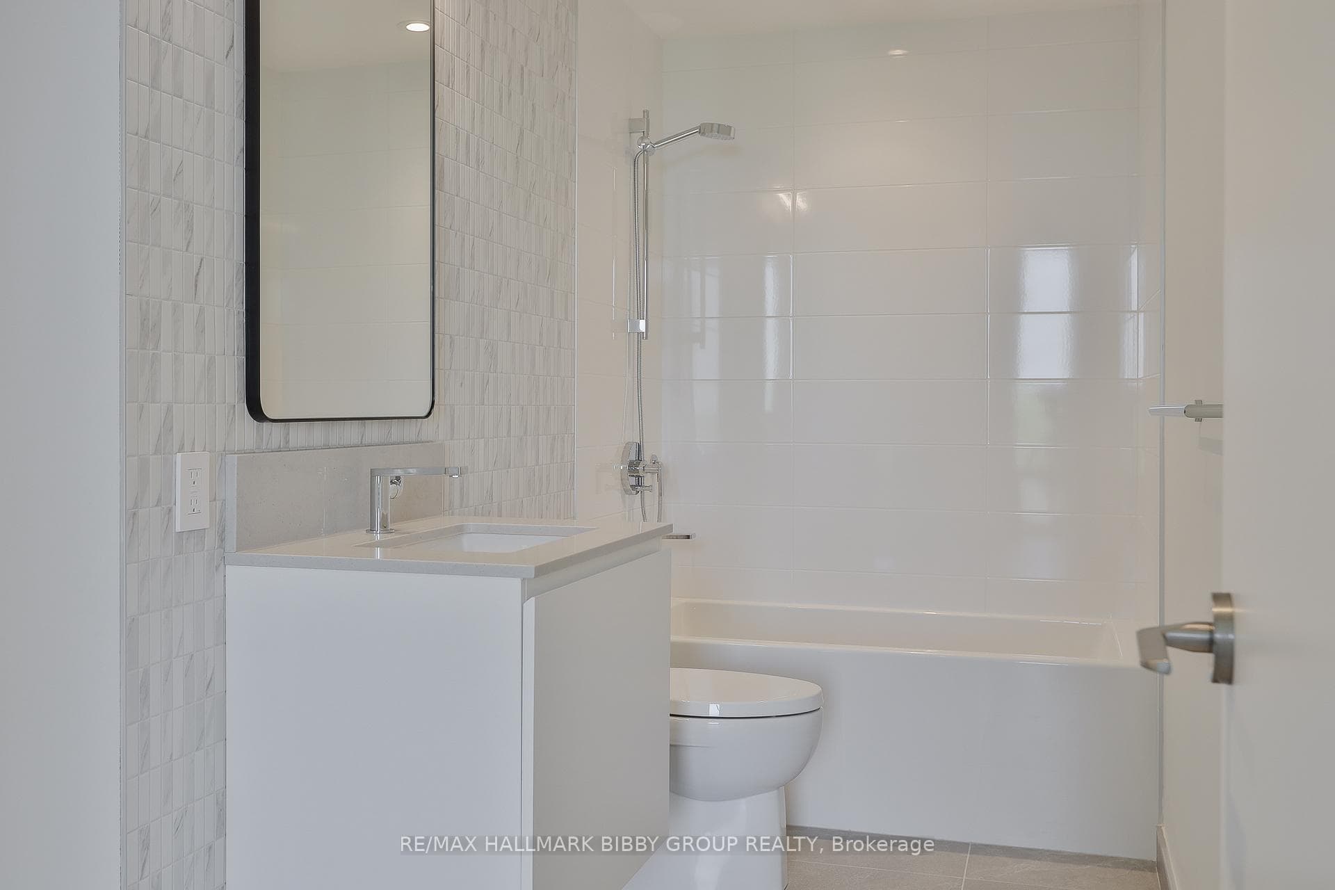 1414 Bayview Avenue Unit 603 photo 26