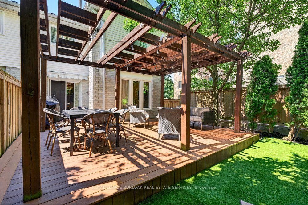 2354 Marine Drive photo 44