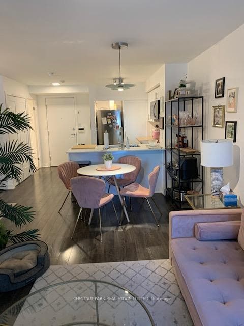 323 Richmond Street Unit 805 photo 12