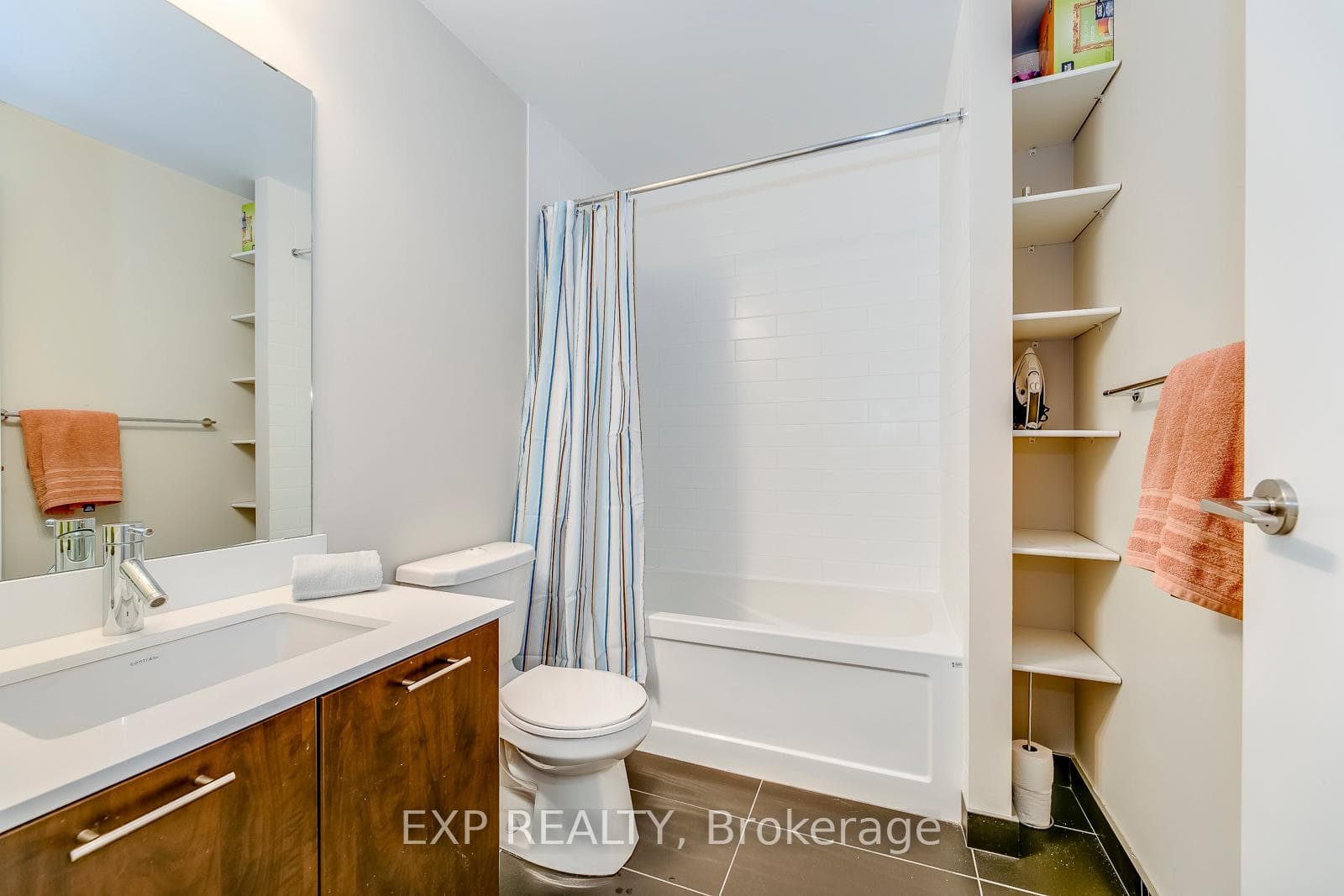 2200 Lake Shore Boulevard Unit 2908 photo 18