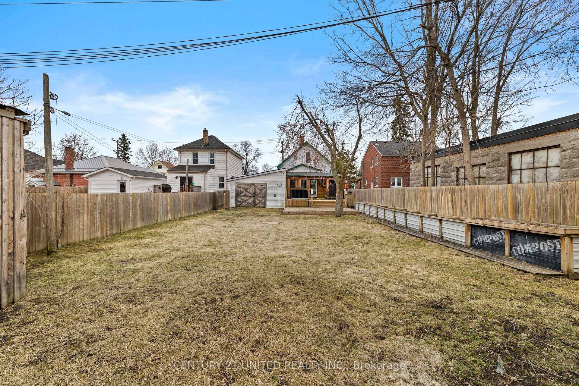 296 Mcgill Street photo 28