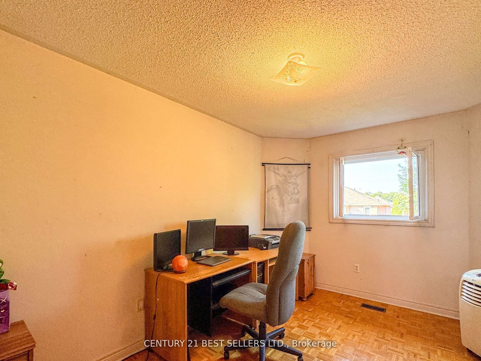 5347 Red Brush Drive photo 18