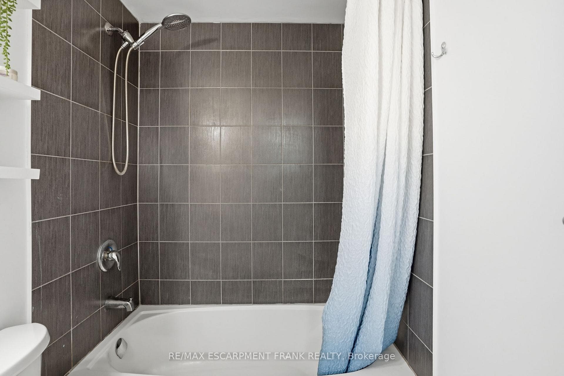 1255 Upper Gage Avenue Unit 15 photo 34
