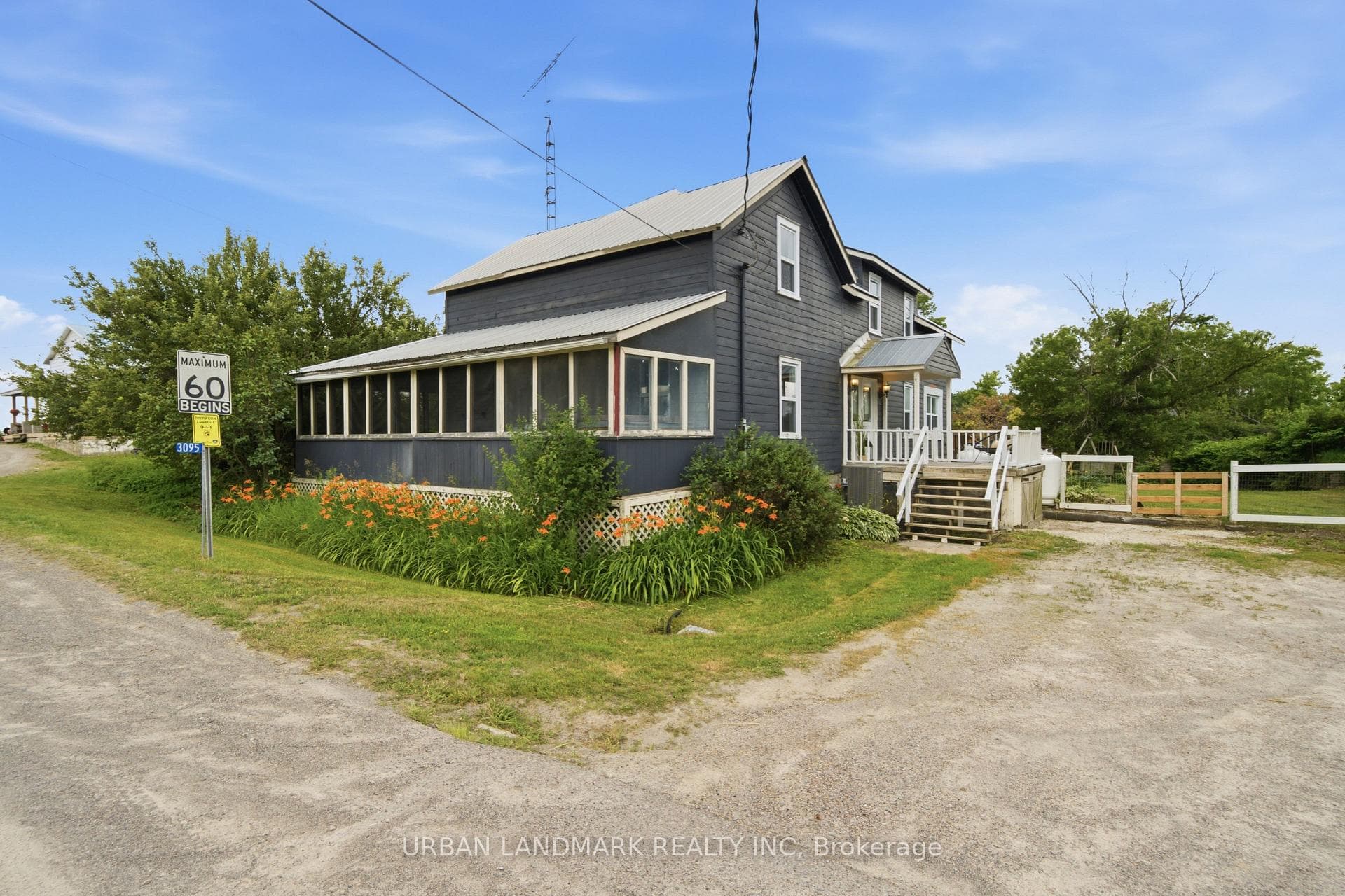 3095 Cooper Road photo 2