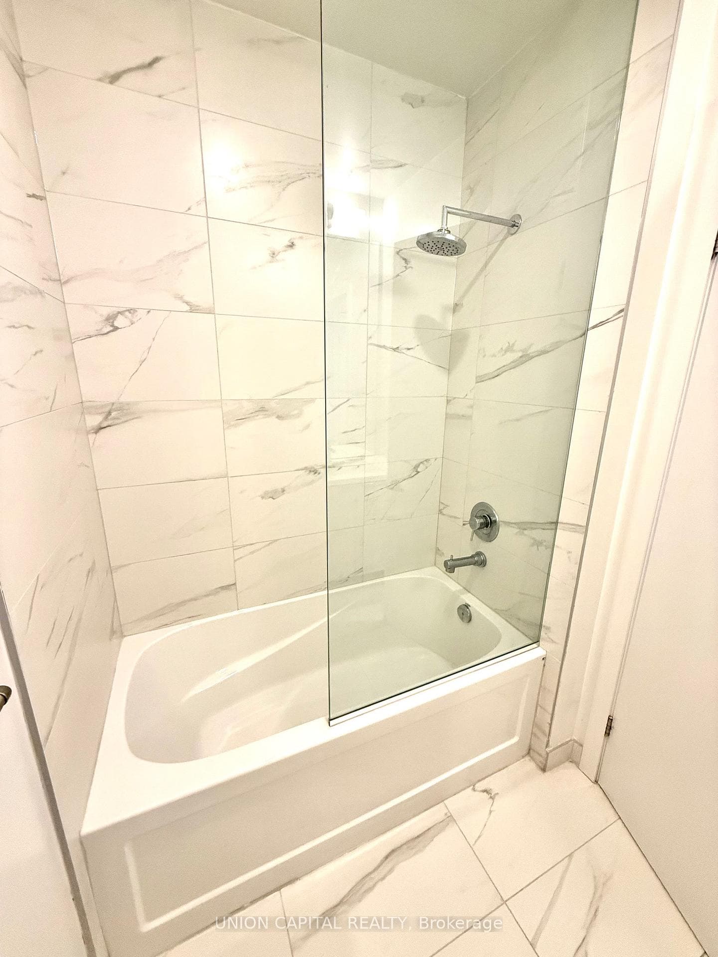 55 Cooper Street Unit 7006 photo 8