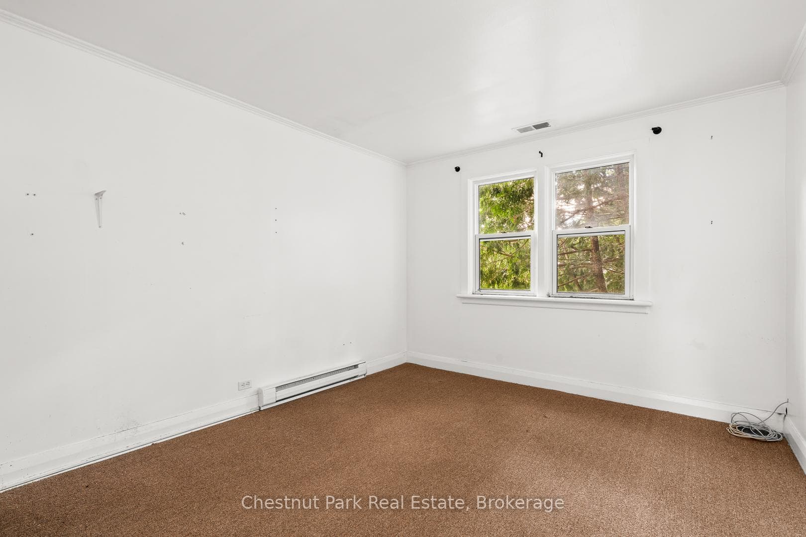 70 Beaumont Drive photo 33