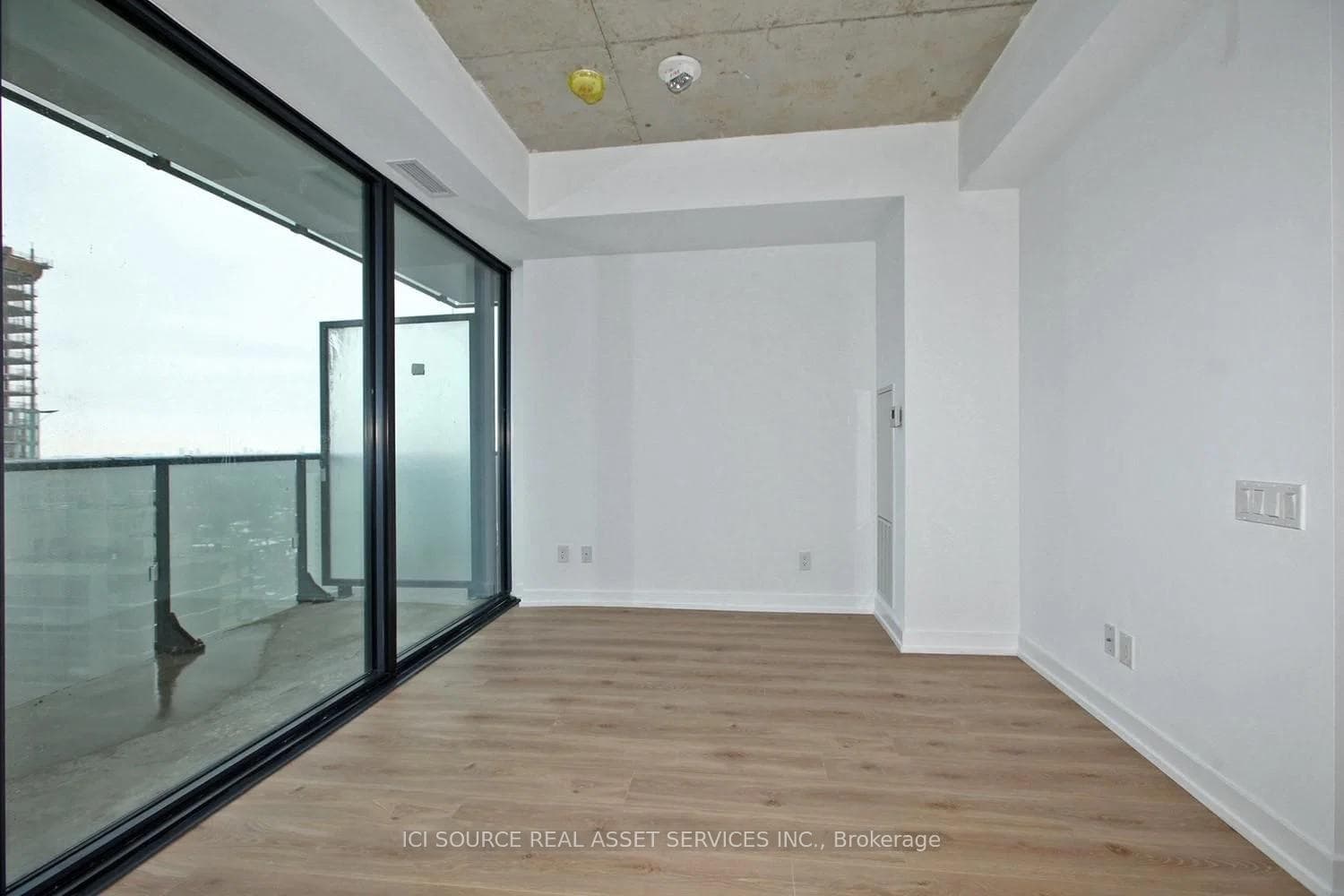 161 Roehampton Avenue Unit 2004 photo 10