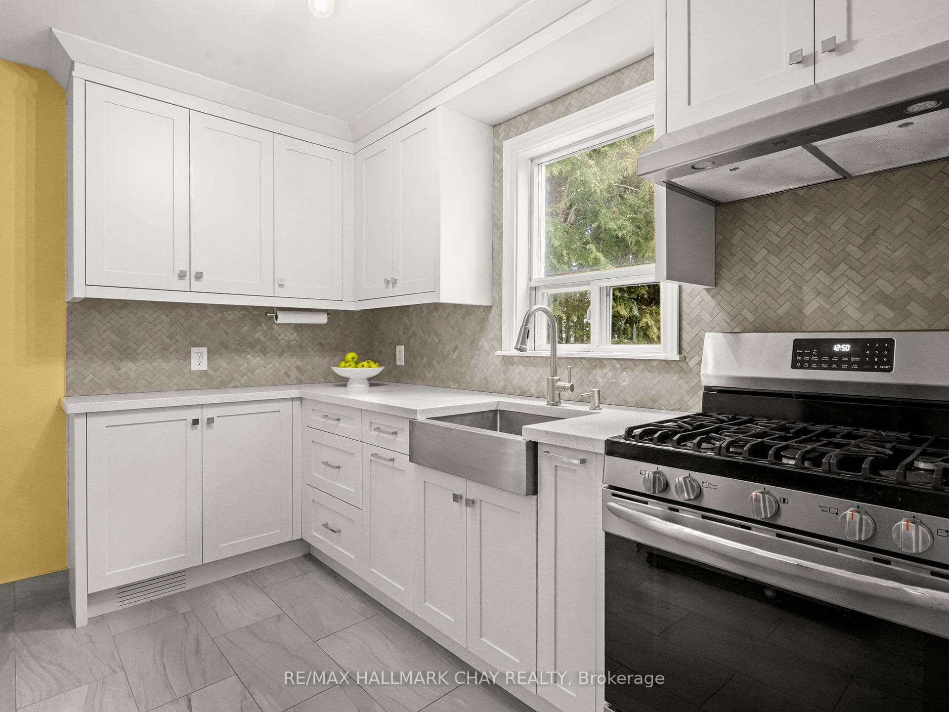 21 Tupper Street photo 17