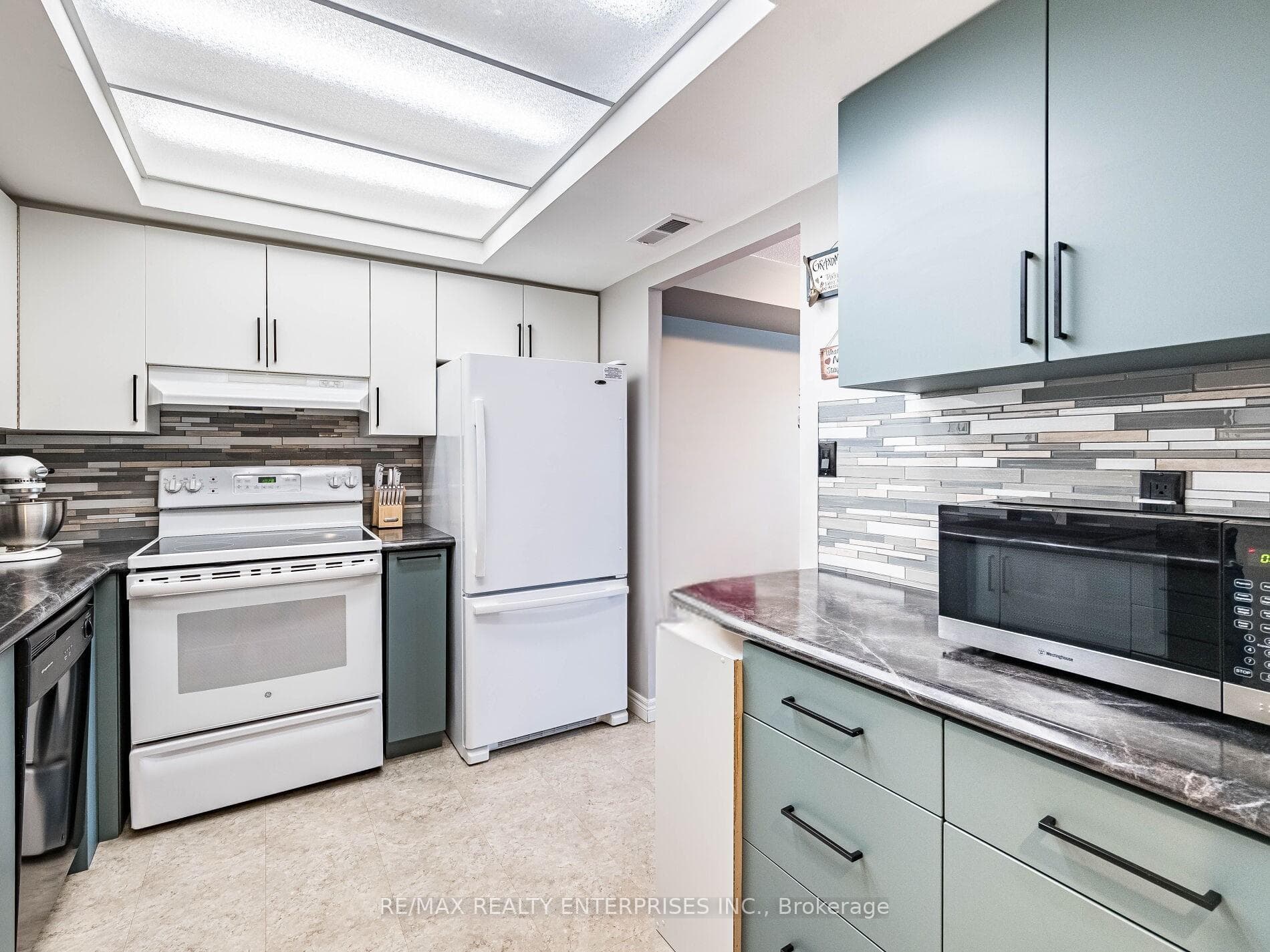 3267 King Street Unit 105 photo 8