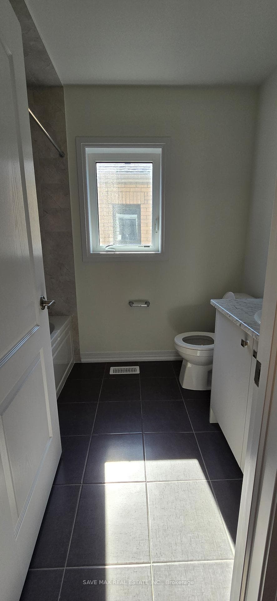 149 BRIGHTON Lane photo 24